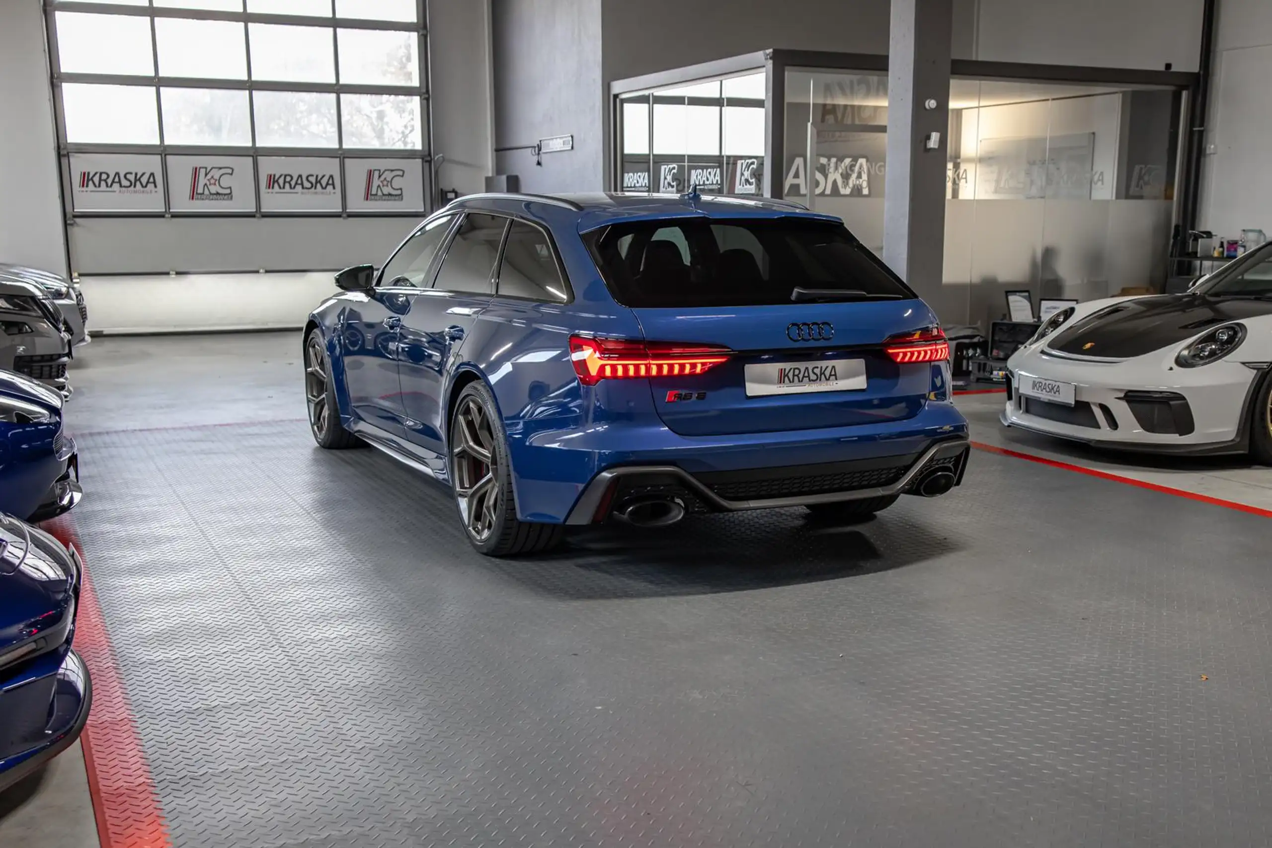 Audi - RS6