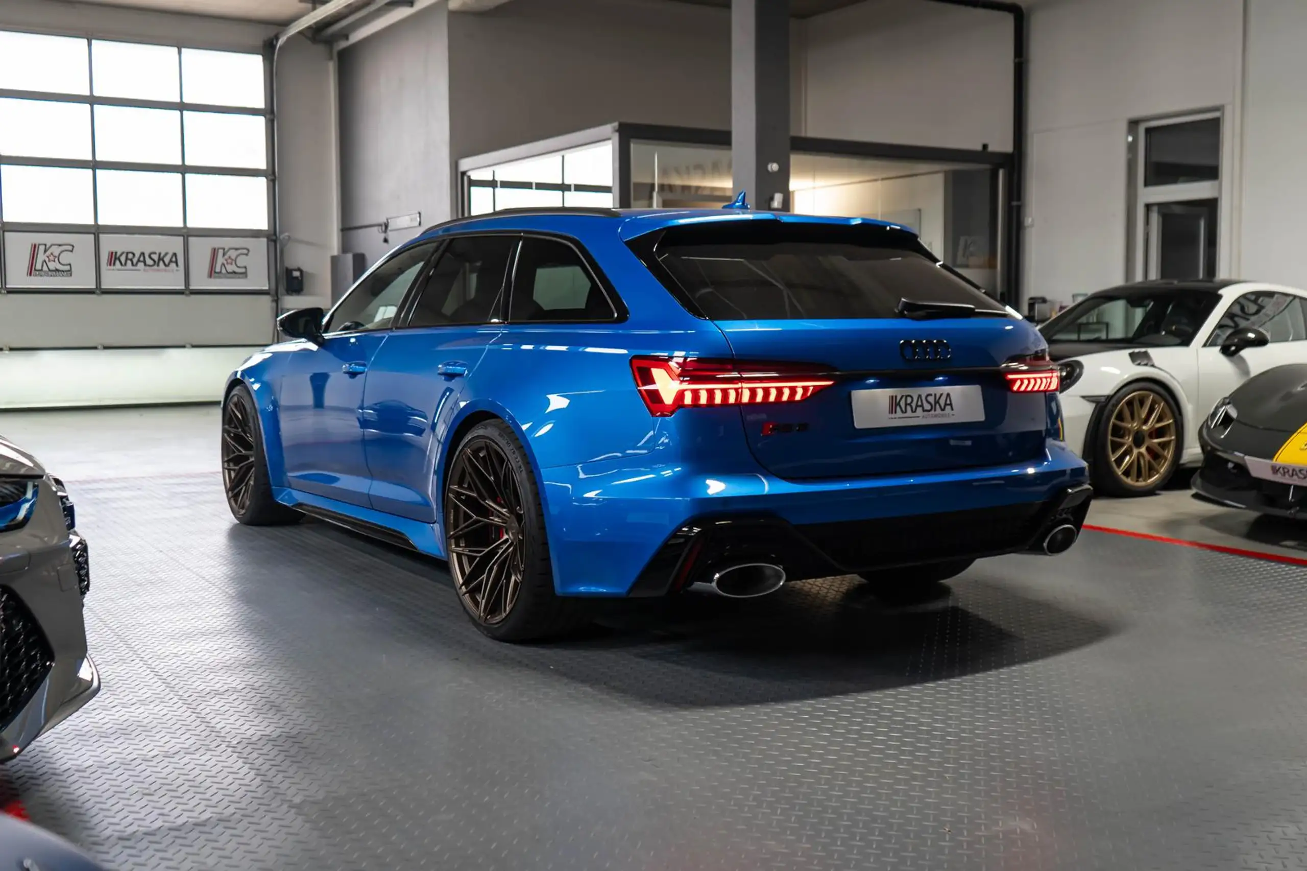 Audi - RS6