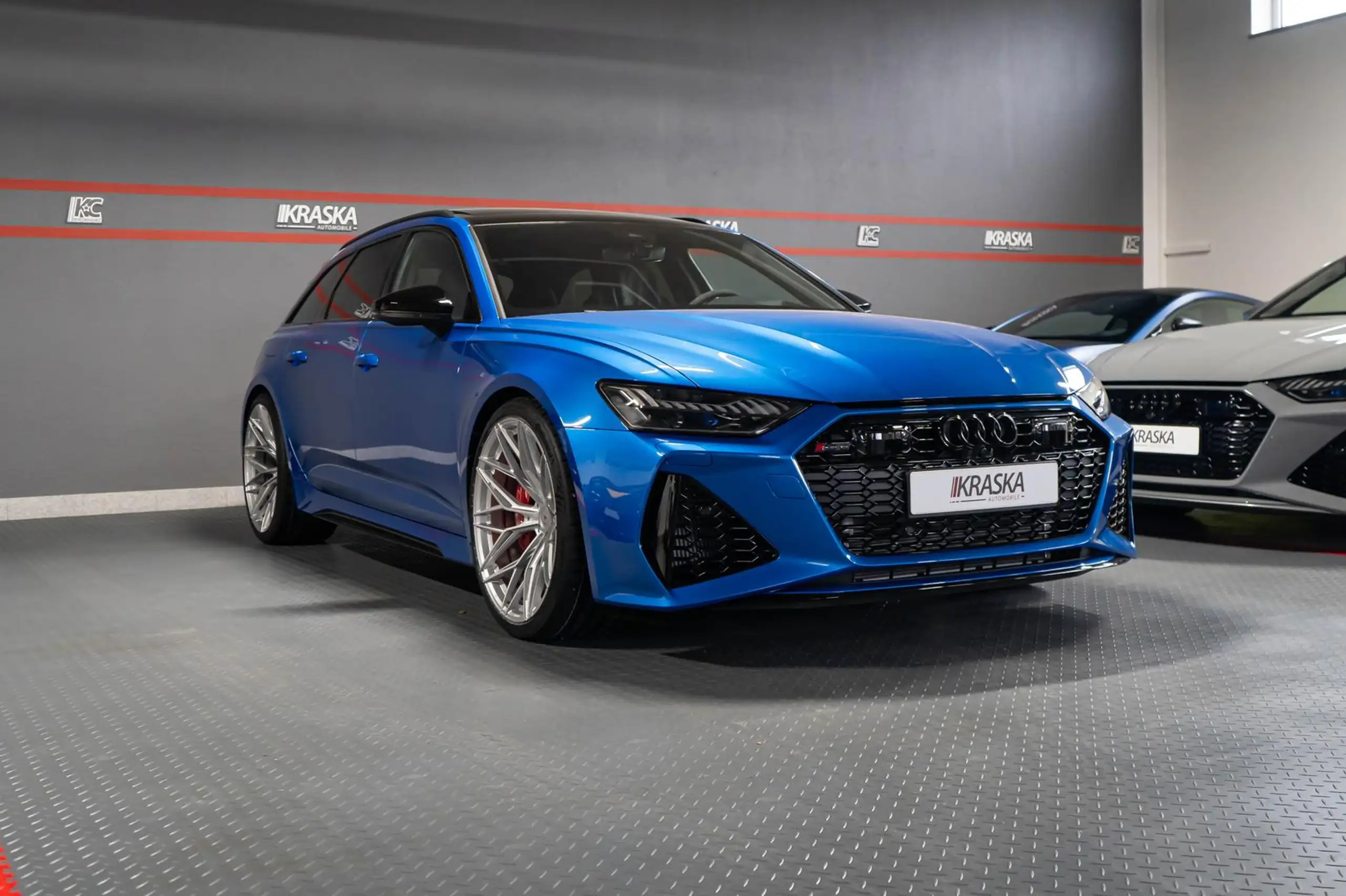 Audi - RS6