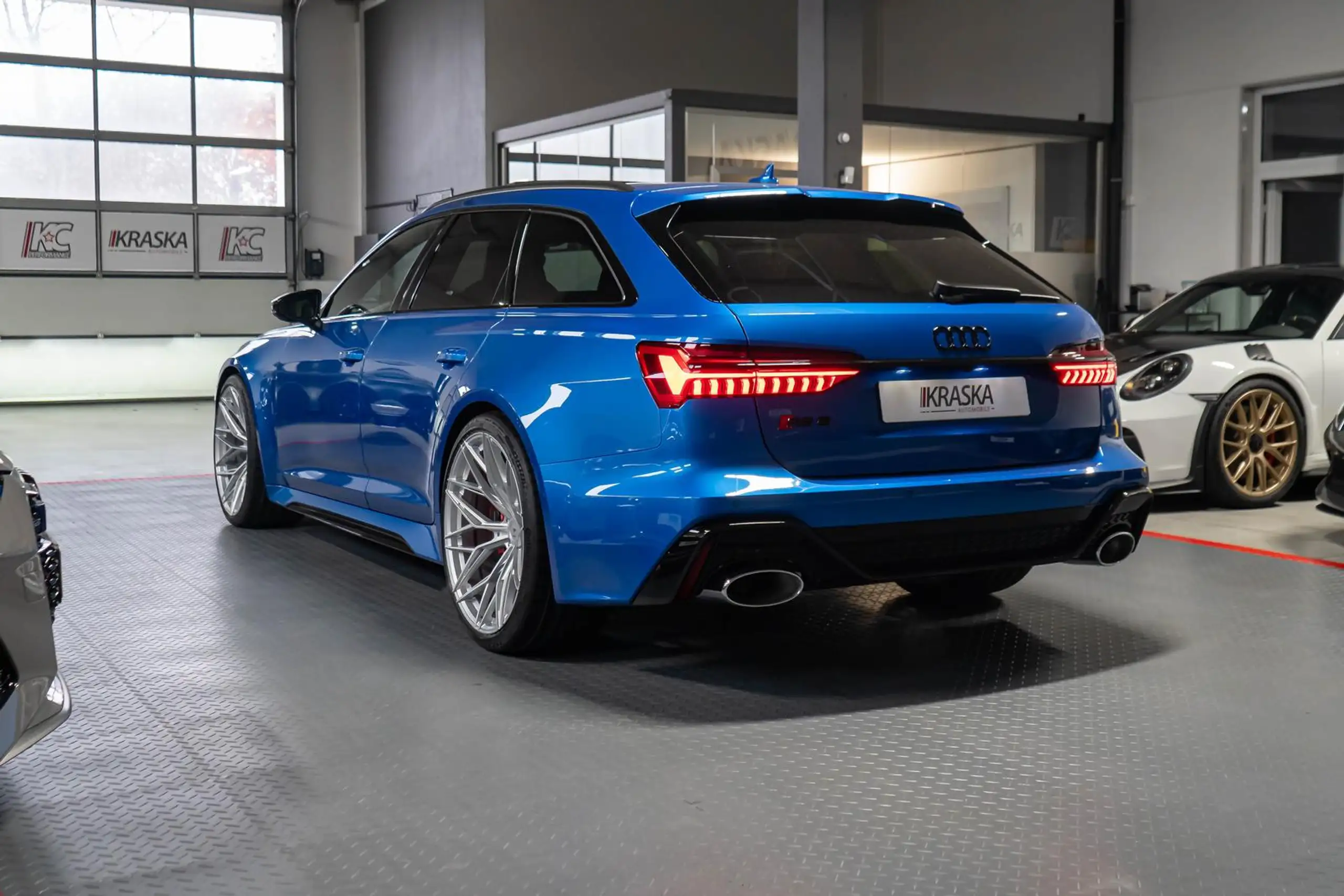 Audi - RS6