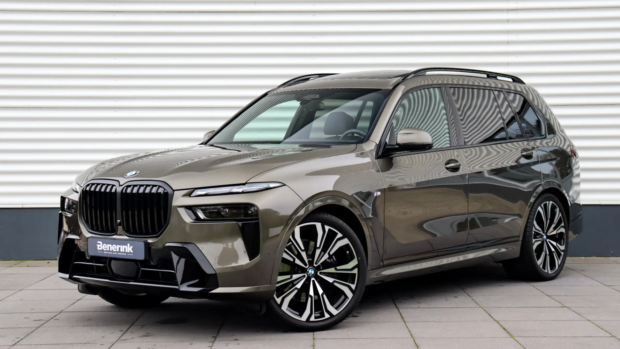 BMW - X7