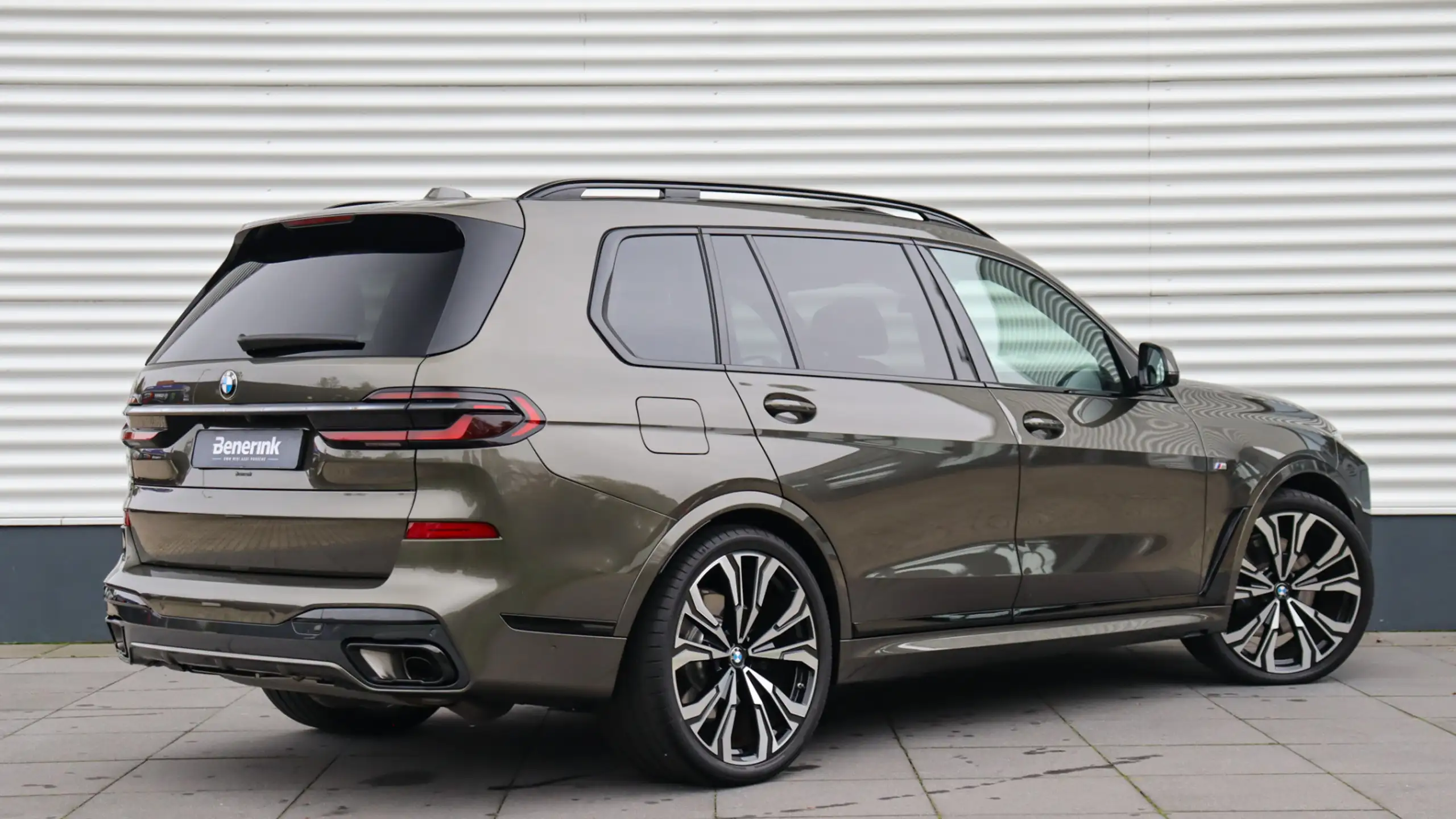 BMW - X7