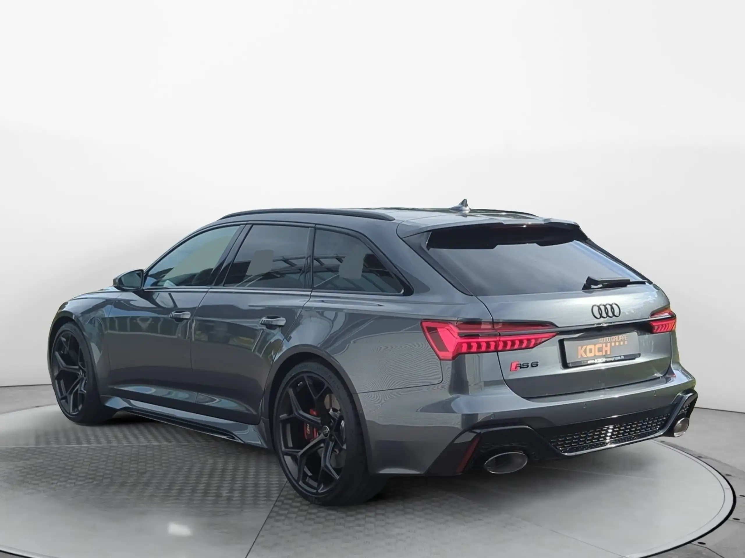 Audi - RS6