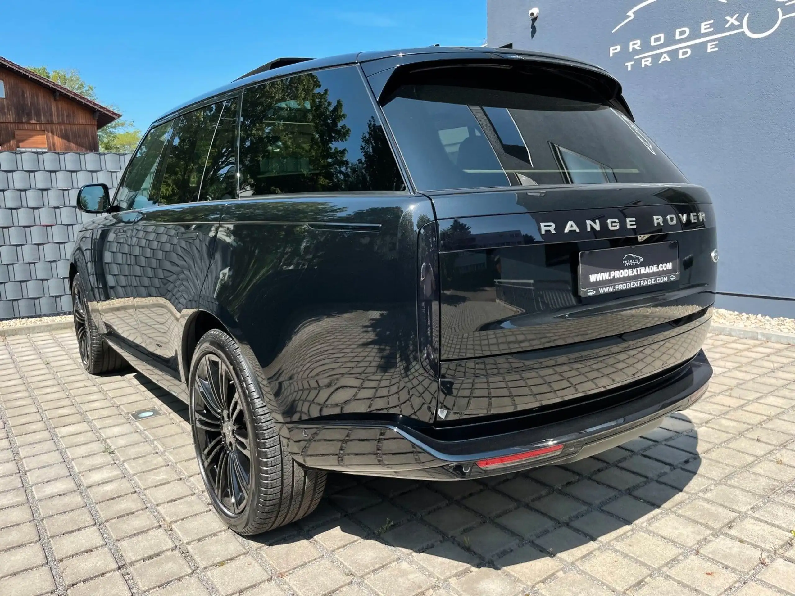 Land Rover - Range Rover