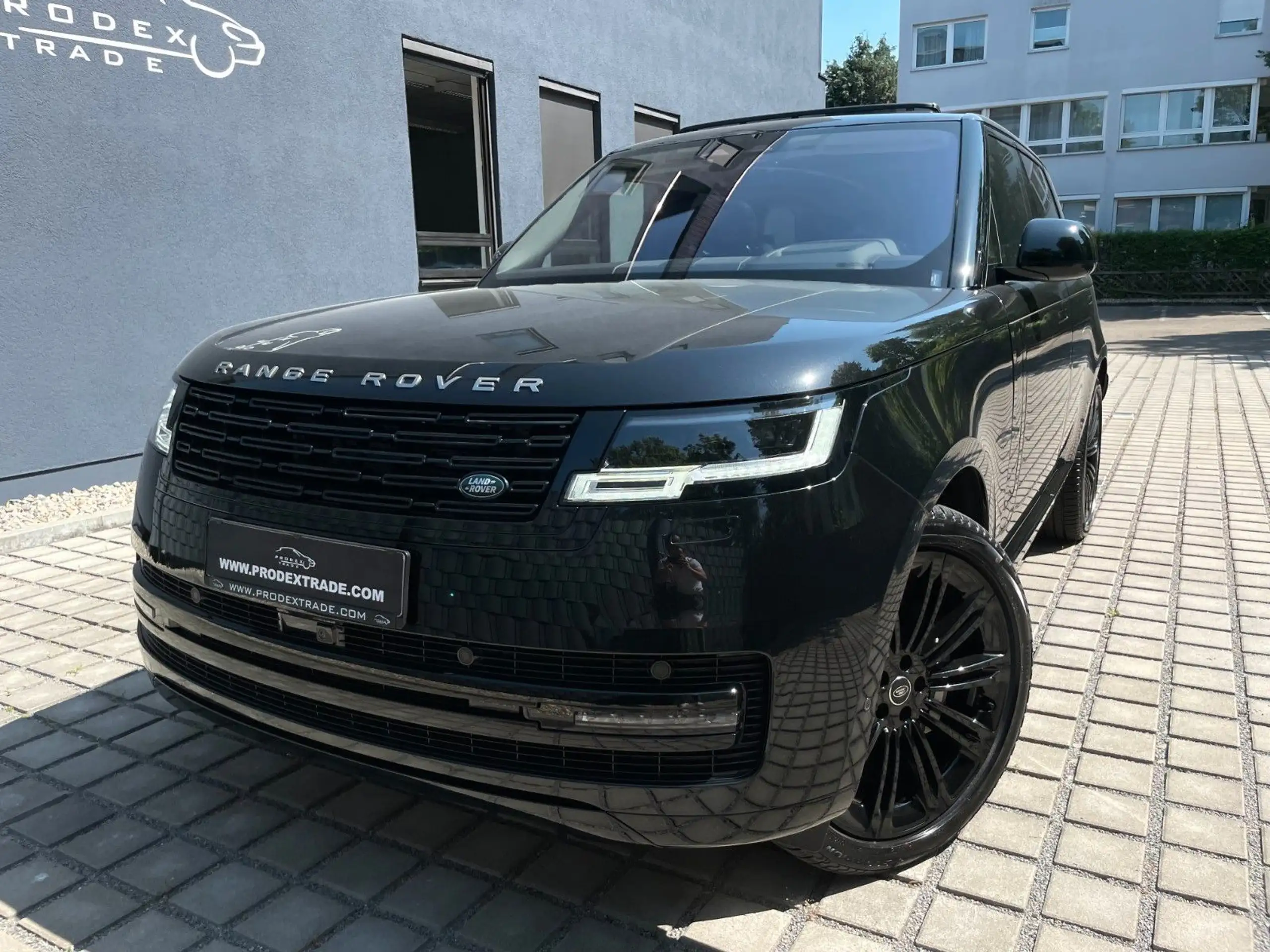 Land Rover - Range Rover