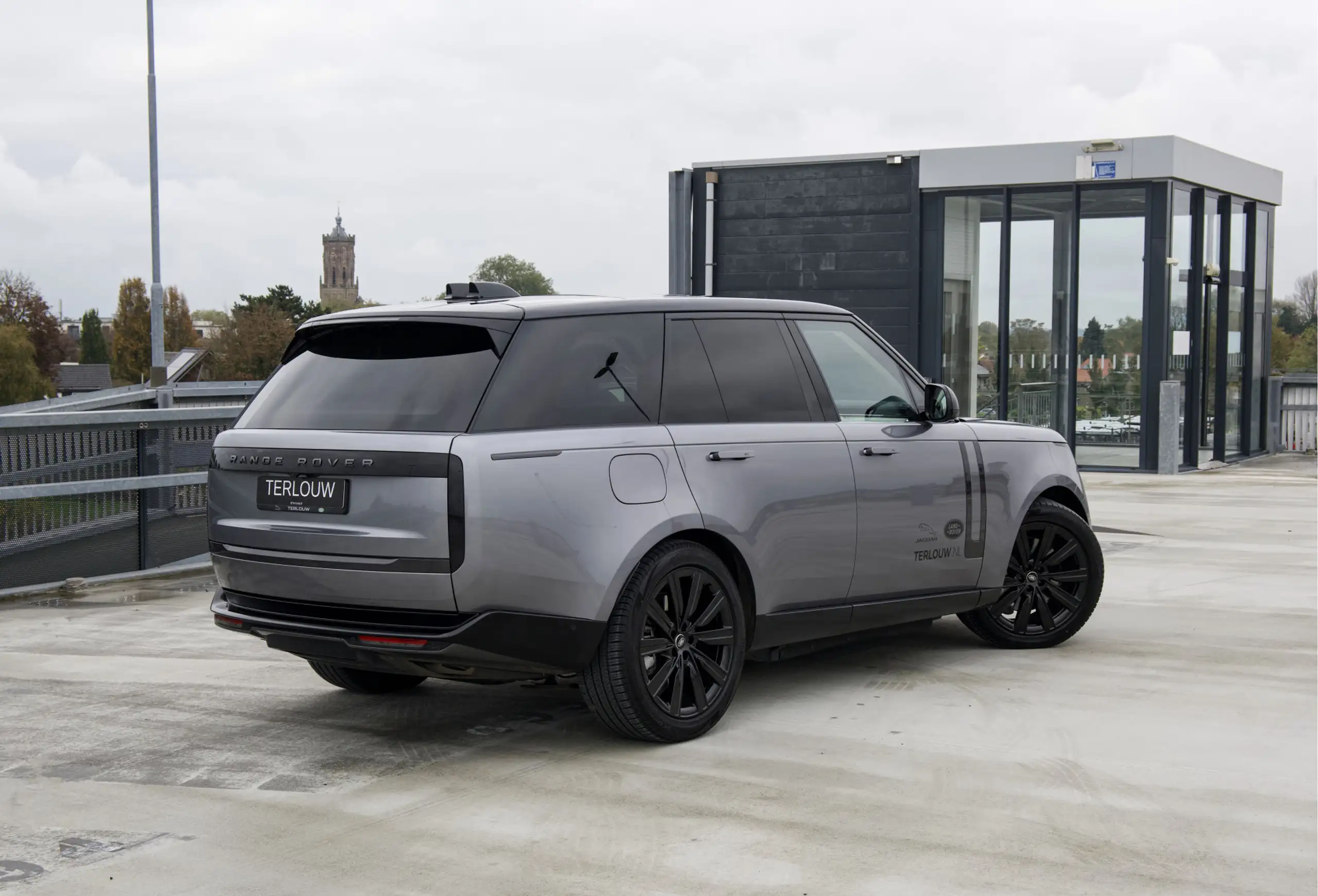 Land Rover - Range Rover