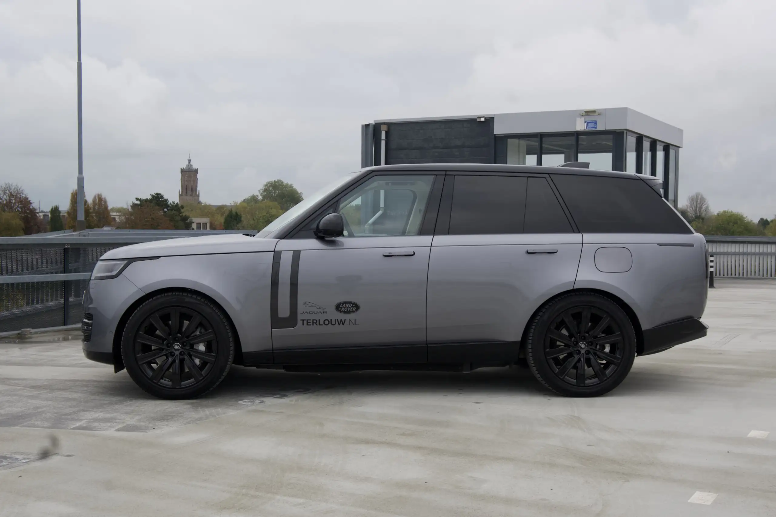 Land Rover - Range Rover