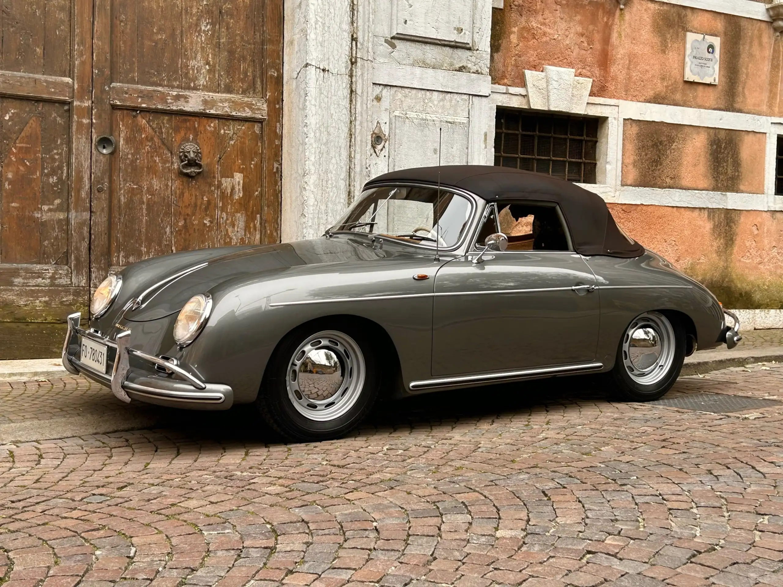 Porsche - 356