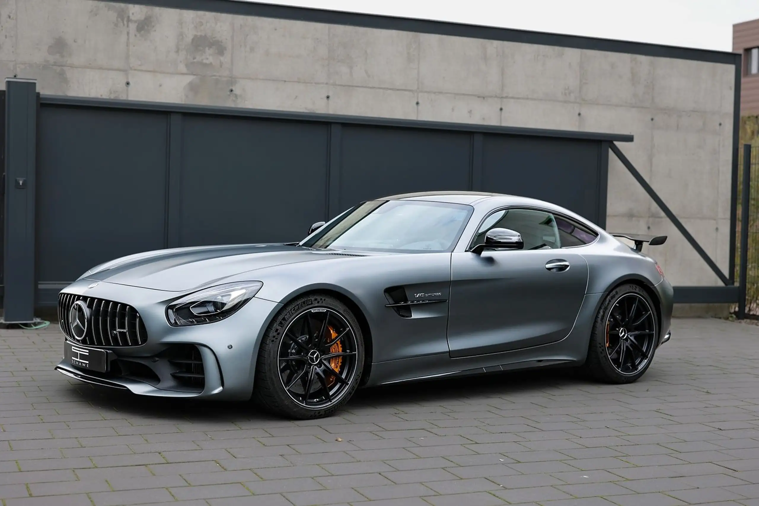 Mercedes-Benz - AMG GT