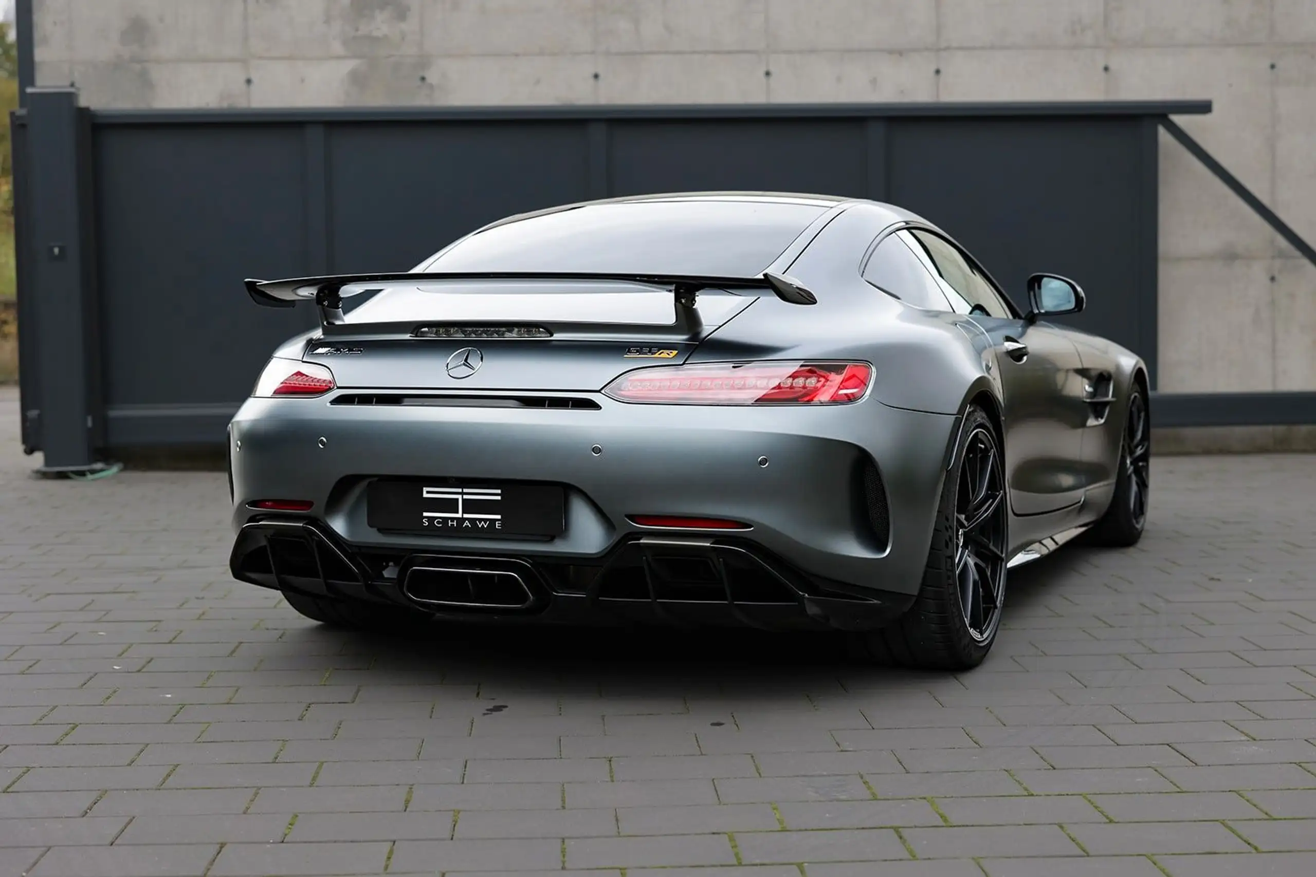 Mercedes-Benz - AMG GT