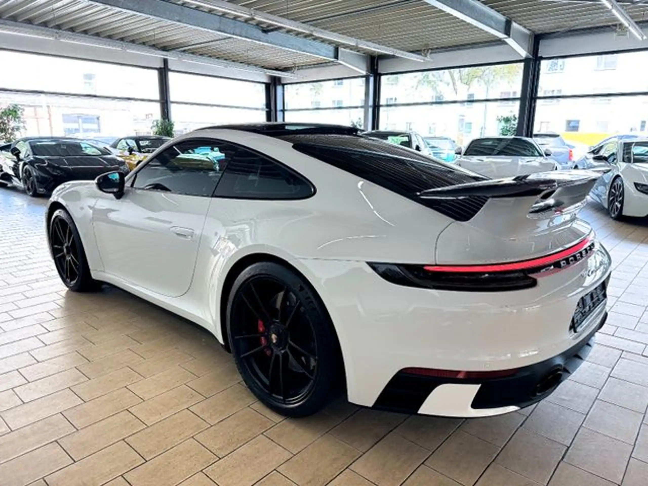 Porsche - 992