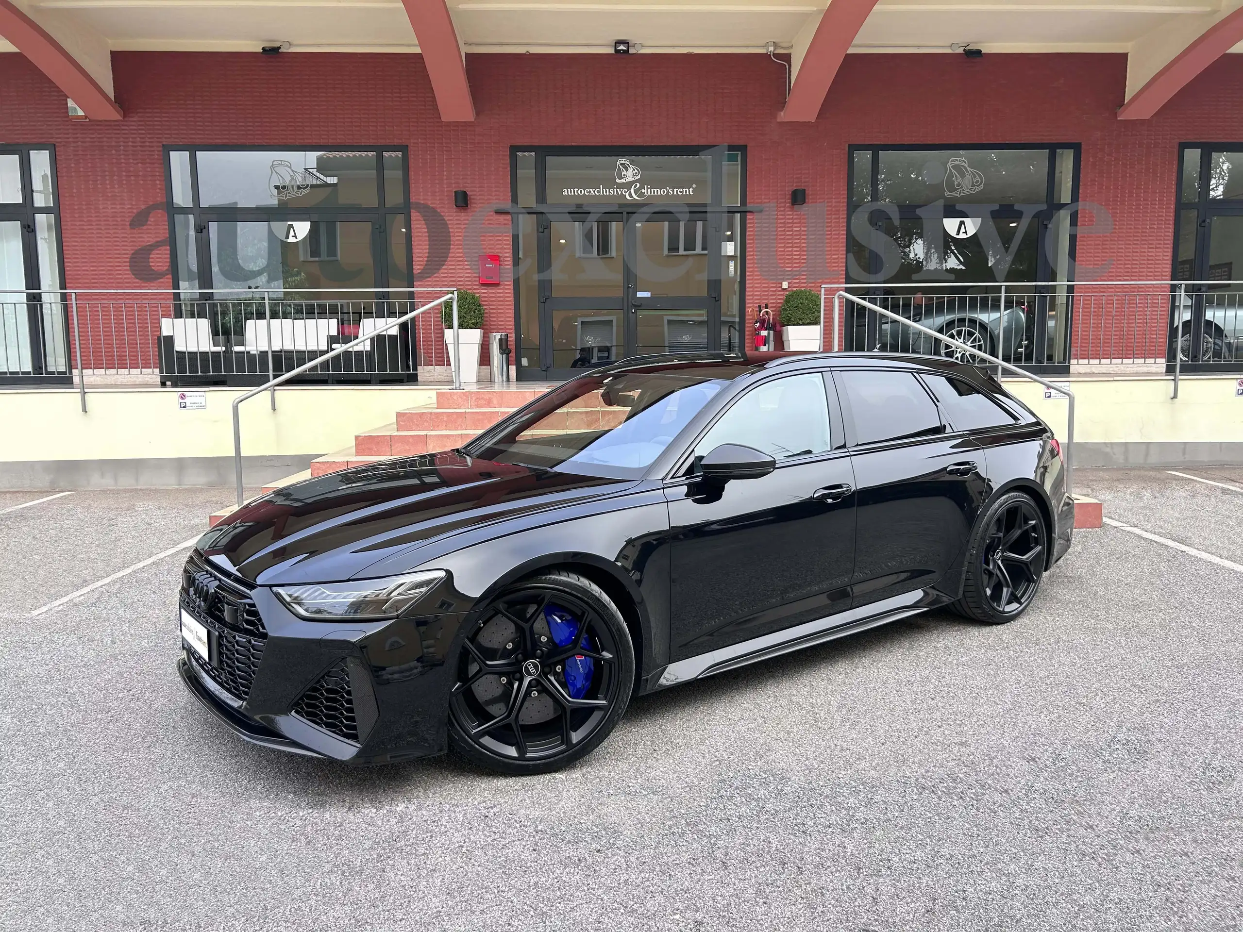 Audi - RS6