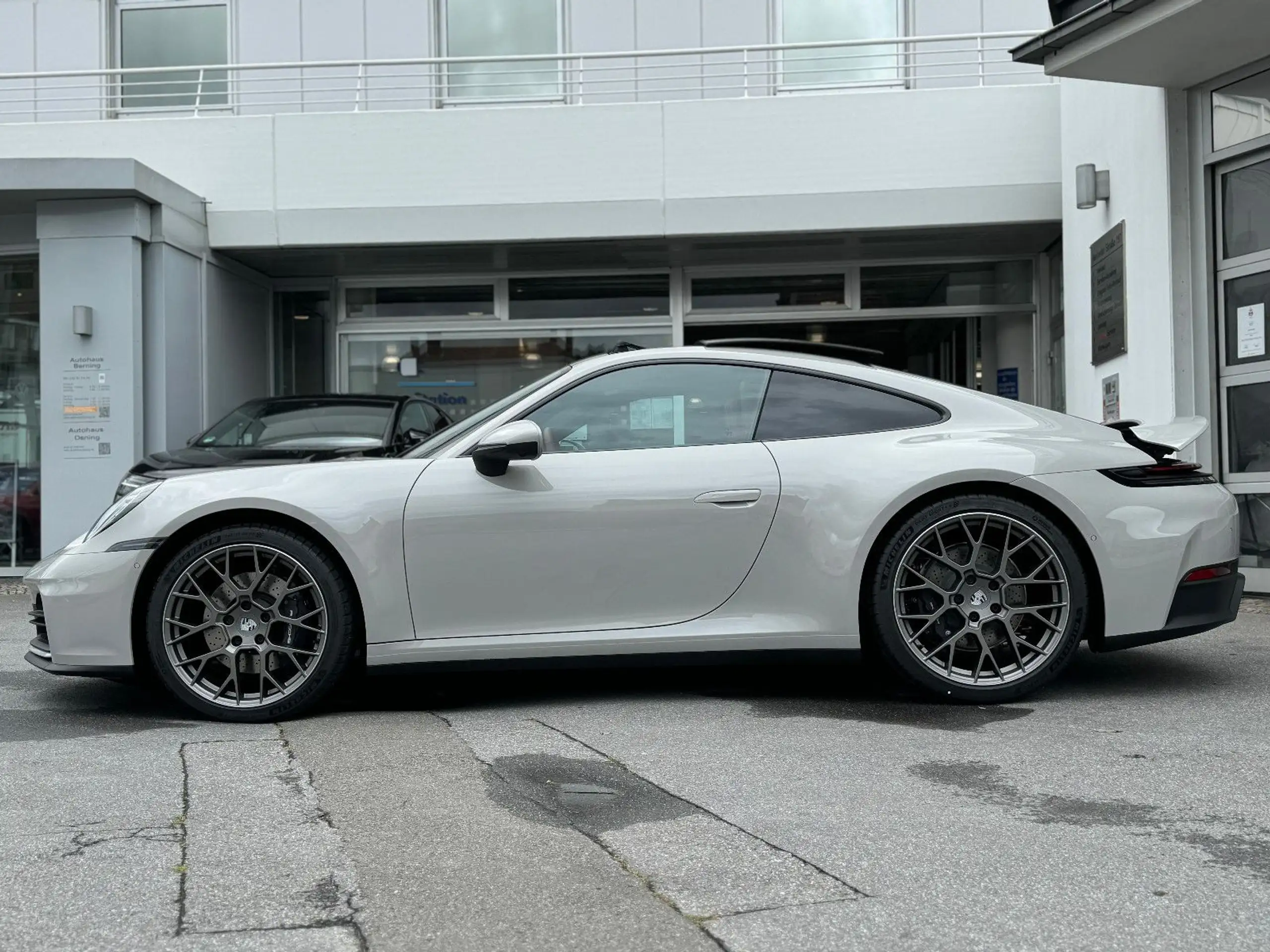 Porsche - 992