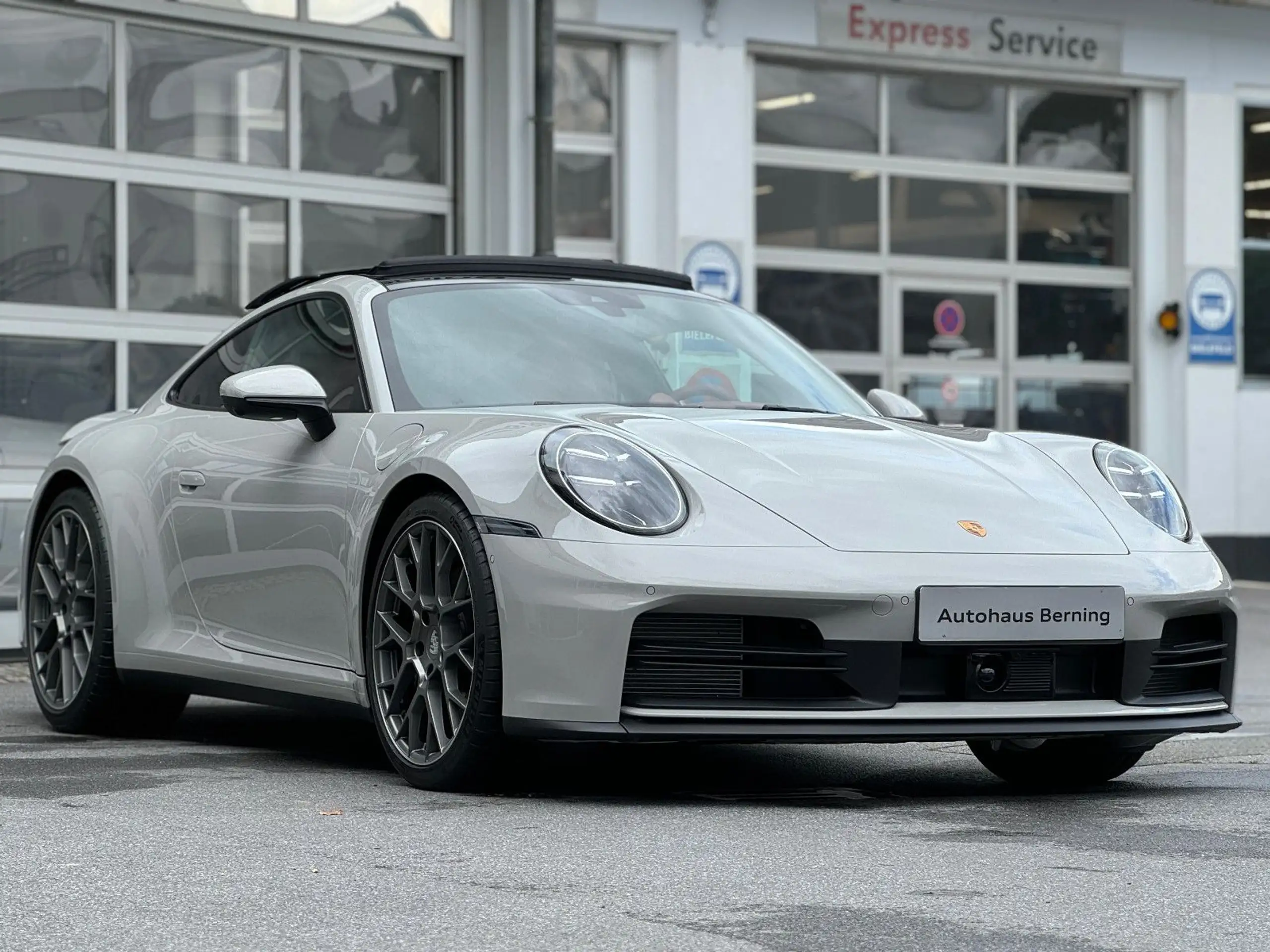 Porsche - 992