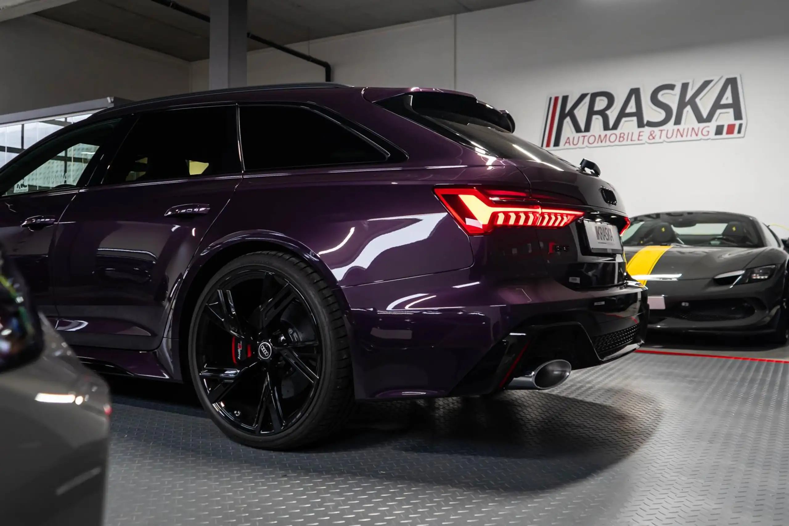 Audi - RS6