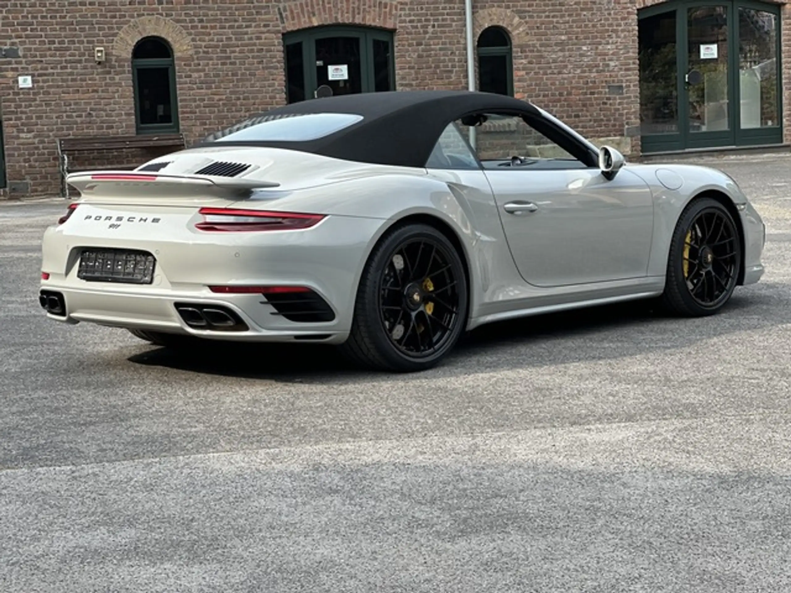 Porsche - 991