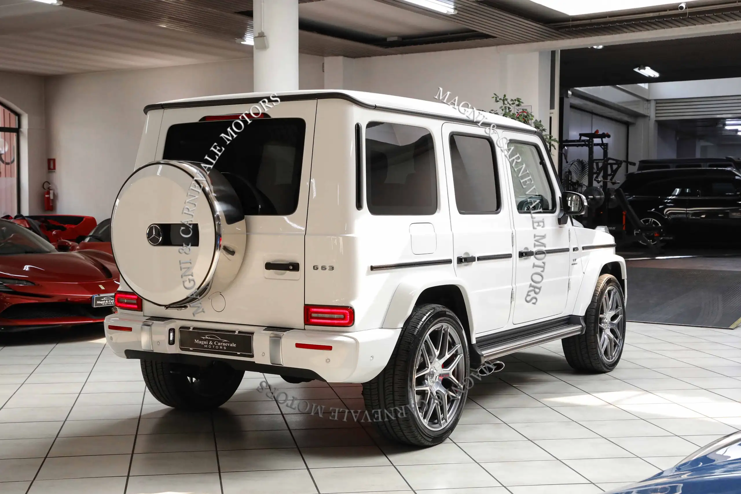 Mercedes-Benz - G 63 AMG