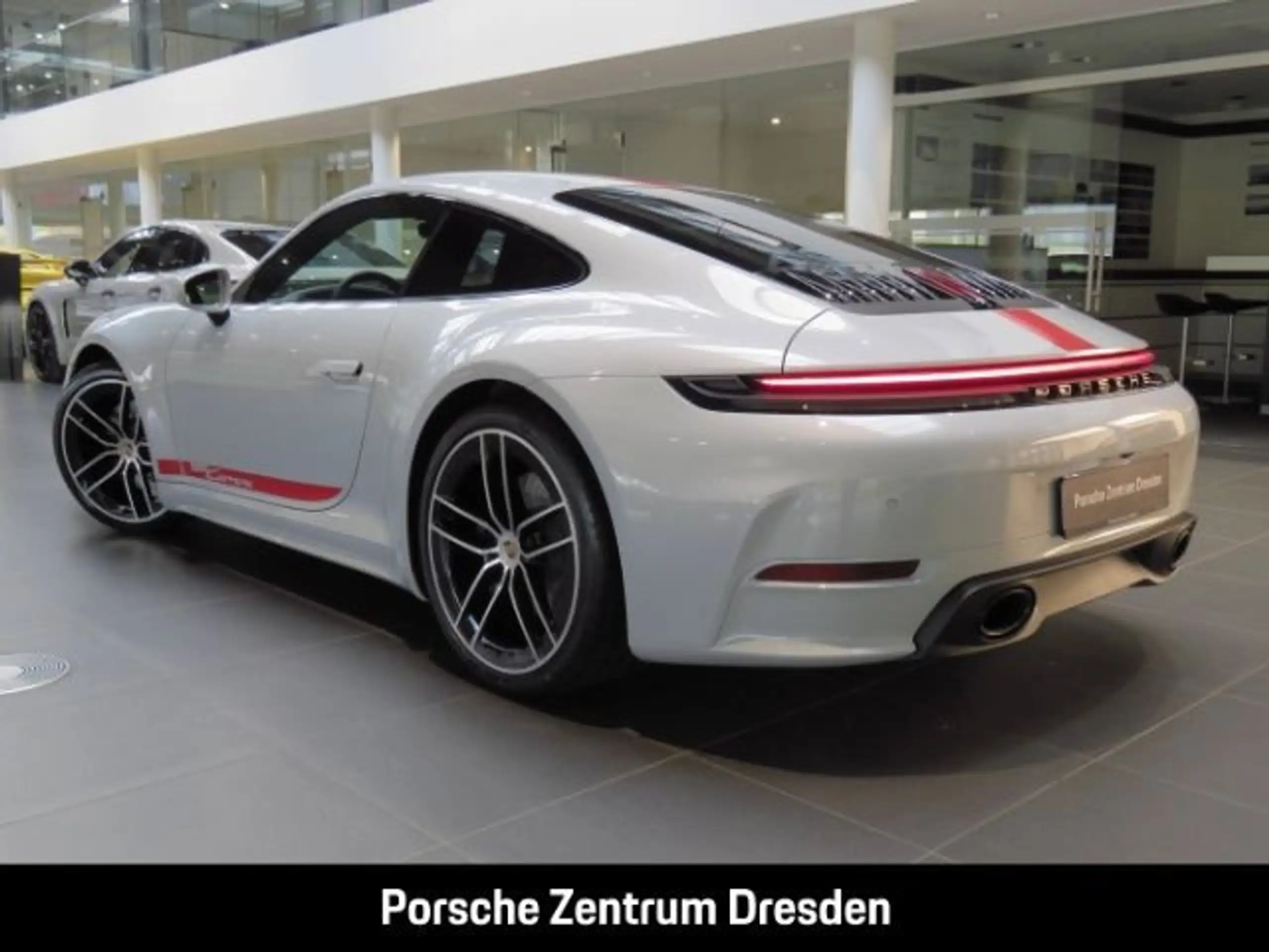 Porsche - 992