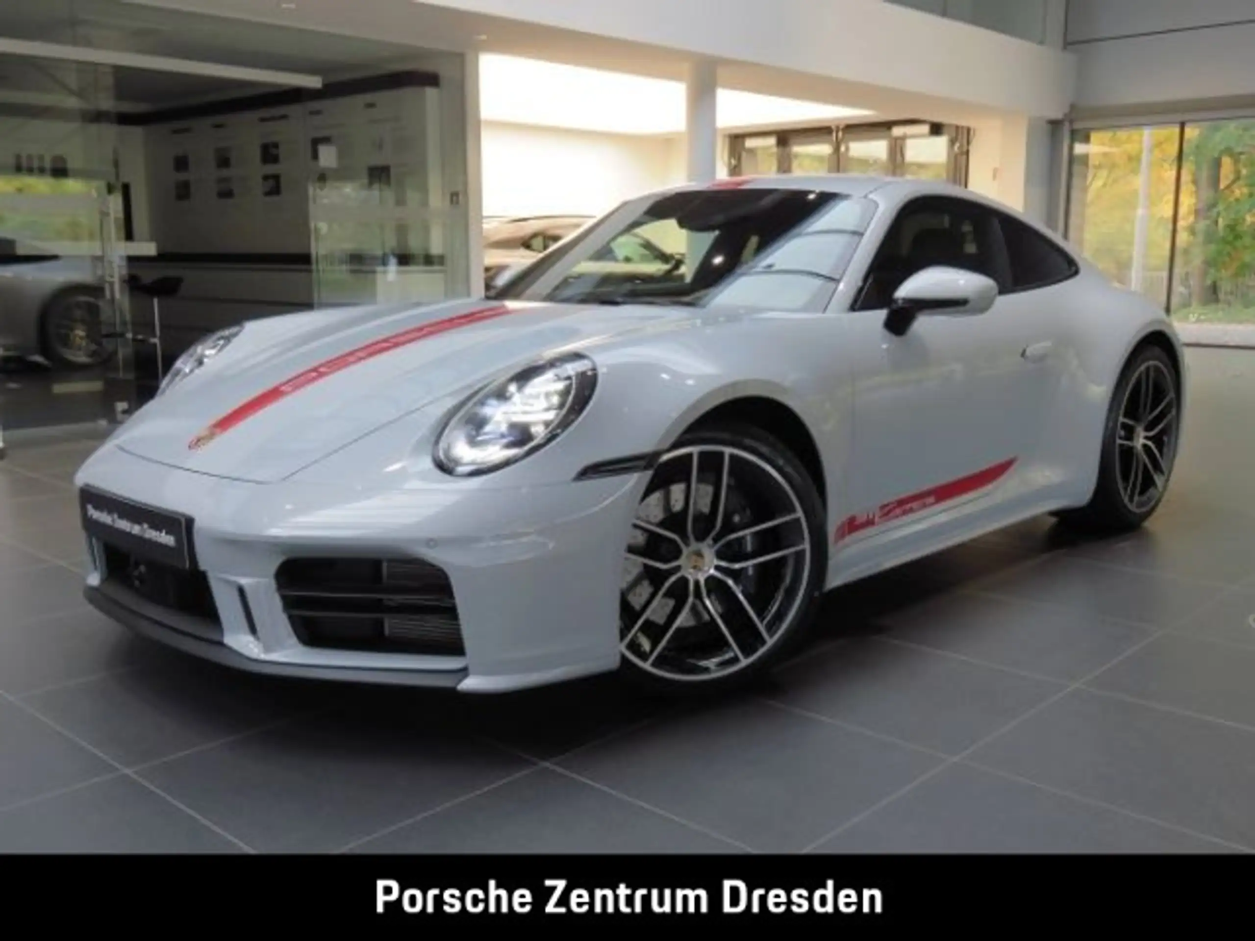 Porsche 992 2023