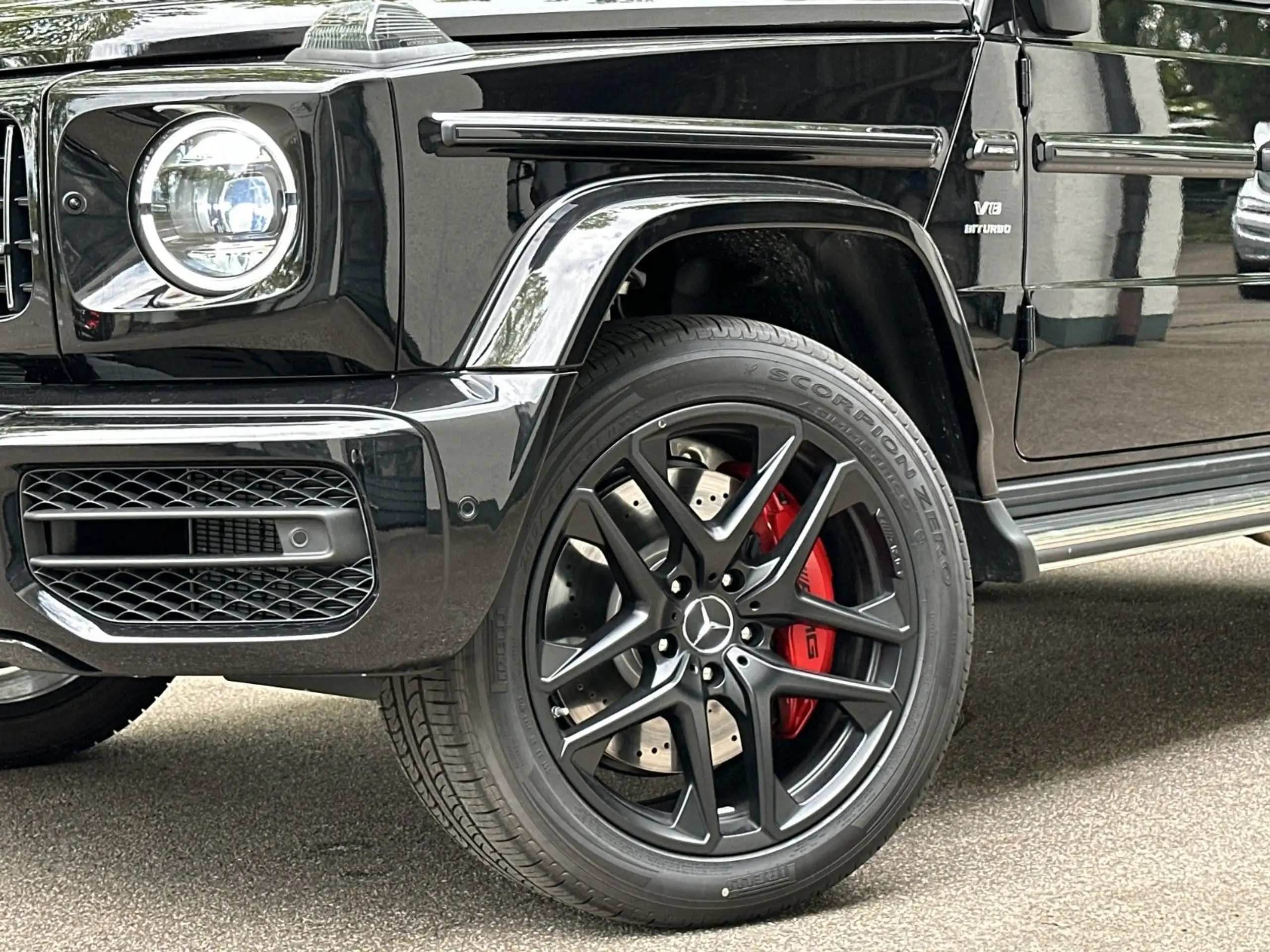 Mercedes-Benz - G 63 AMG