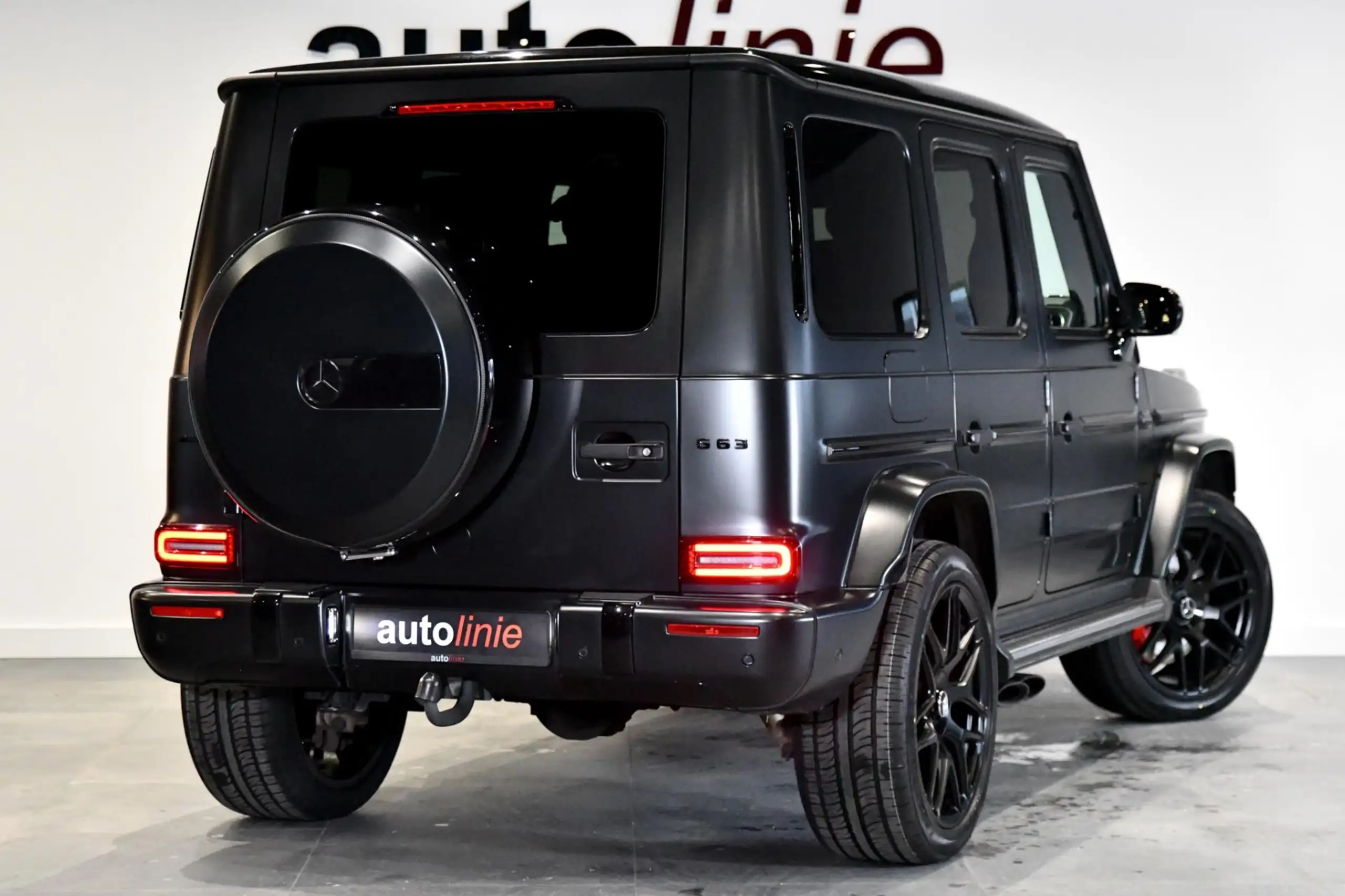 Mercedes-Benz - G