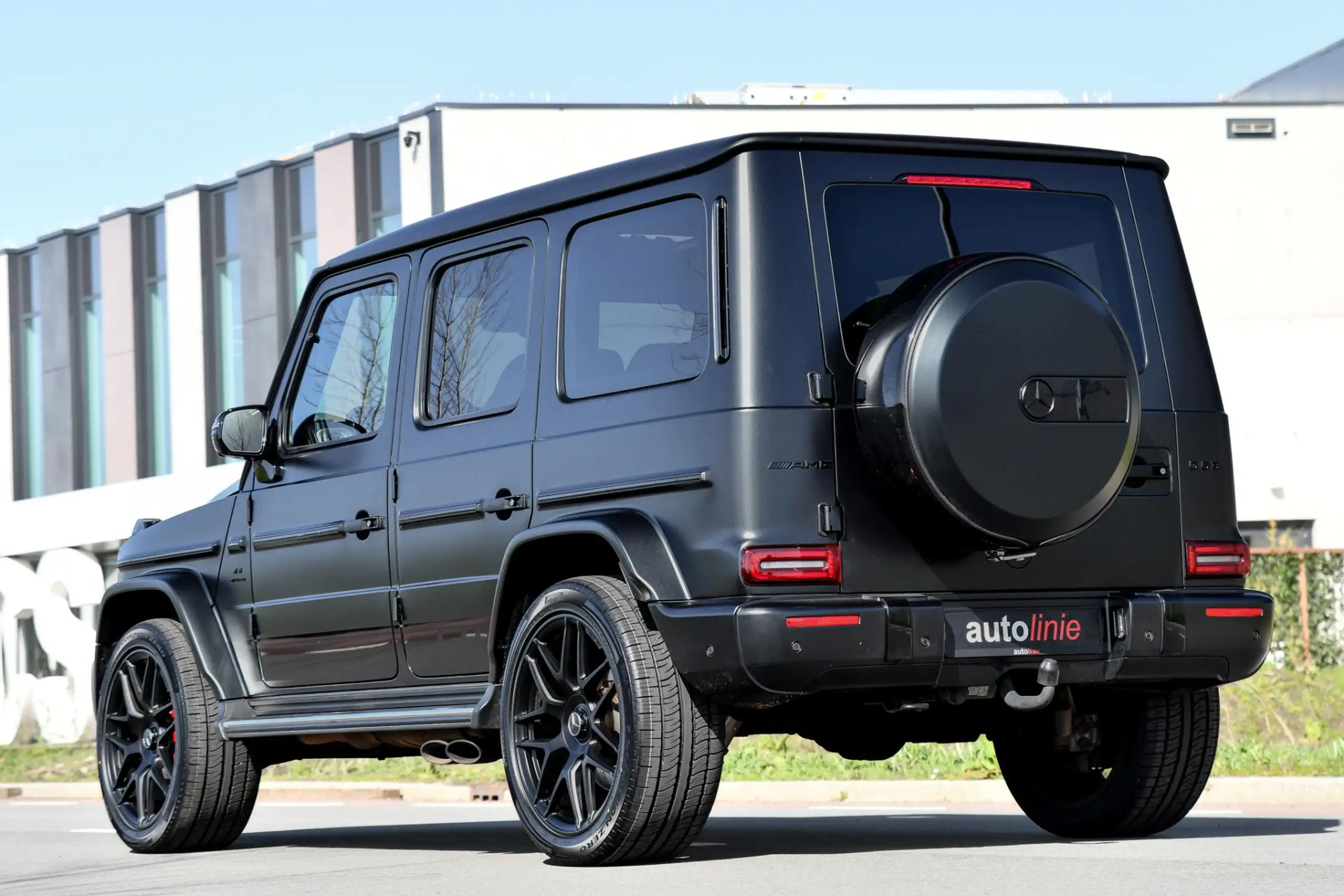 Mercedes-Benz - G