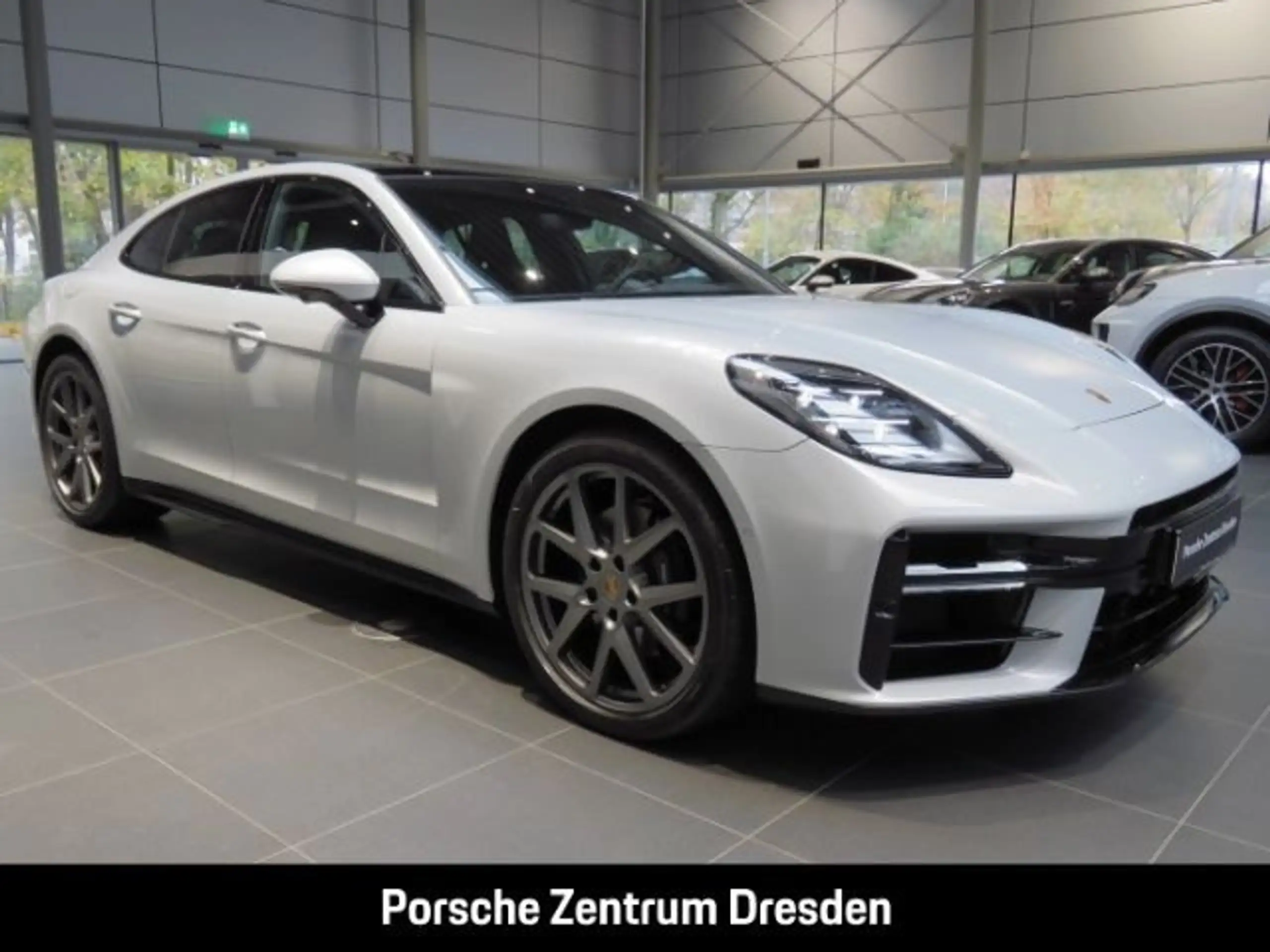 Porsche - Panamera