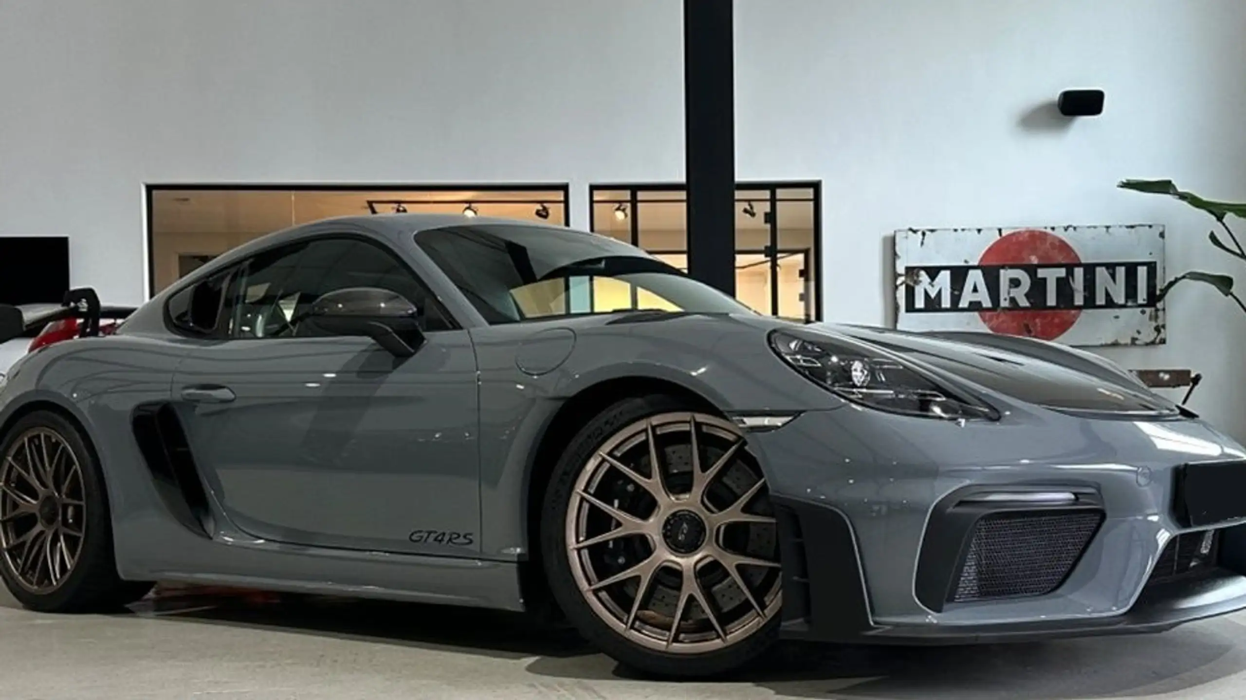 Porsche - Cayman