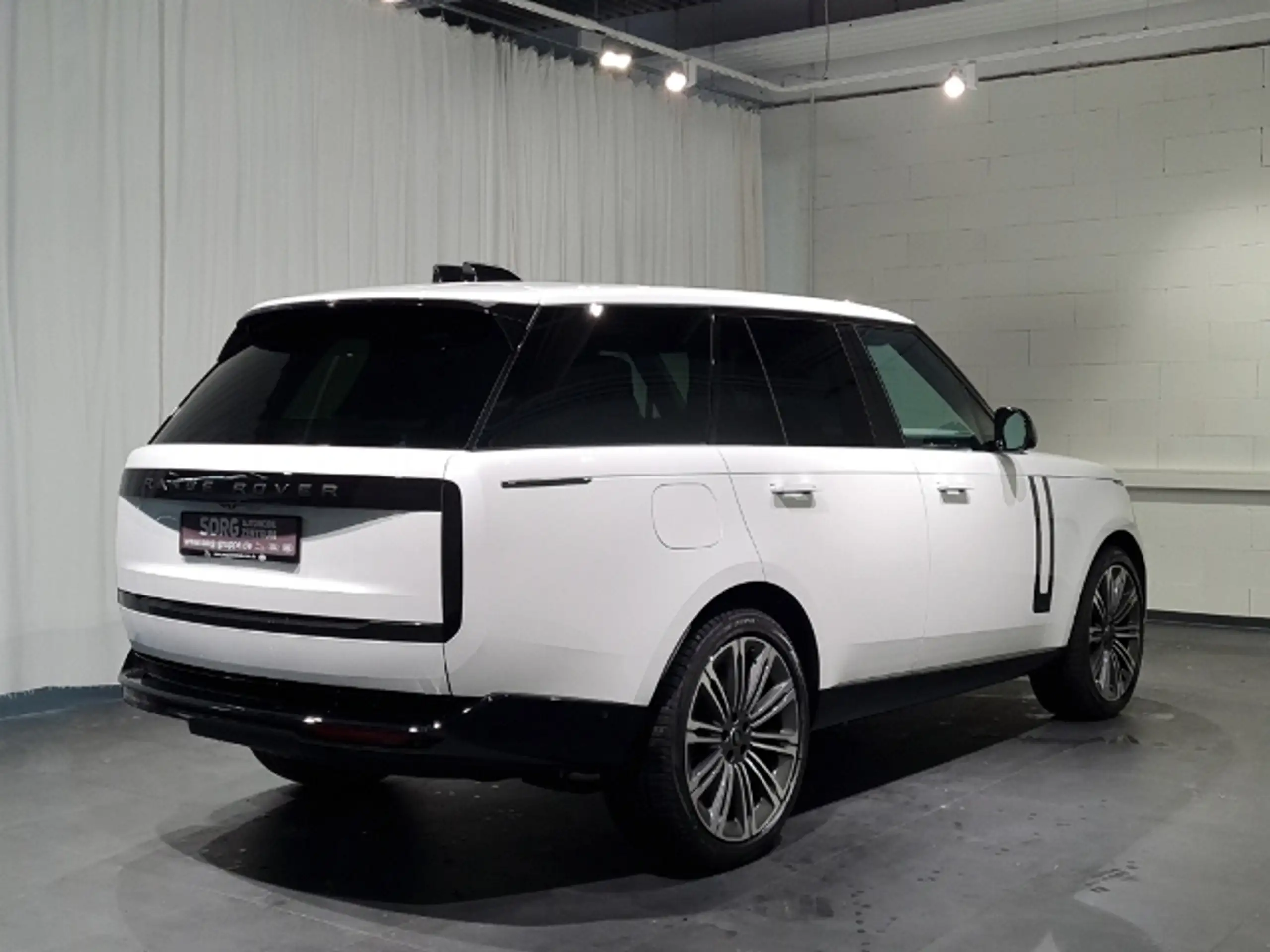 Land Rover - Range Rover