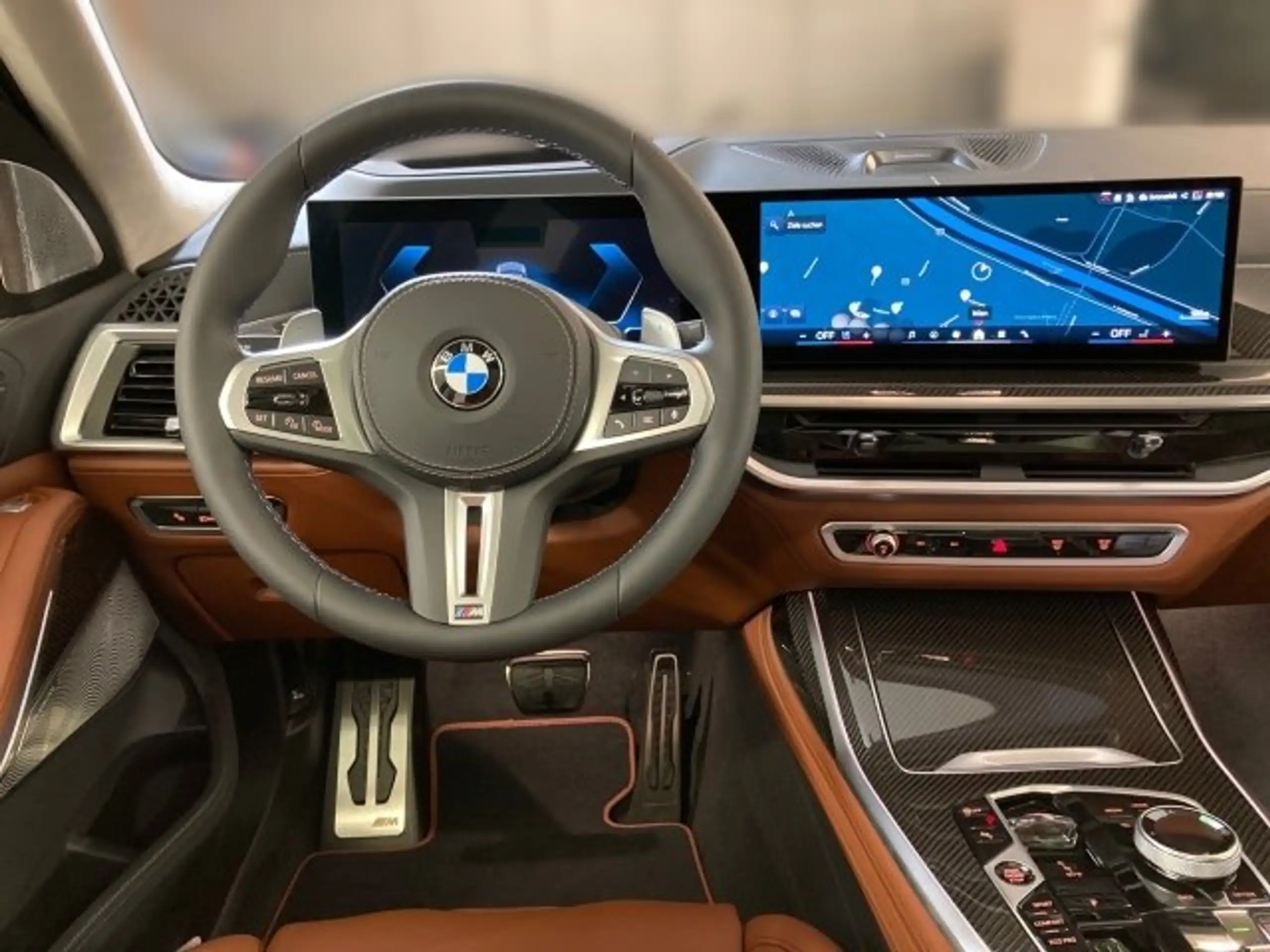 BMW - X7