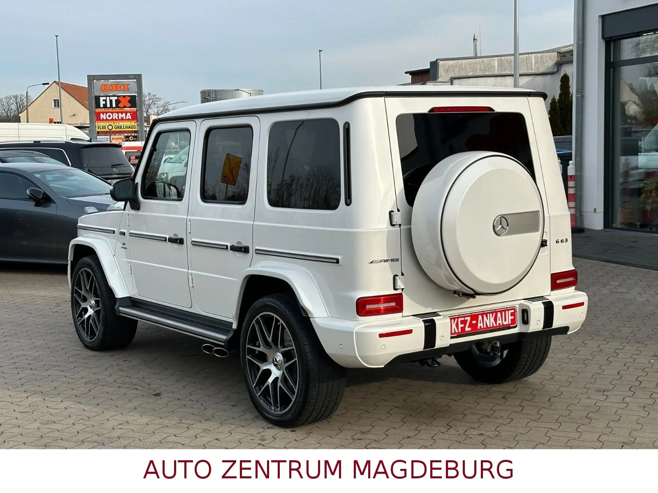 Mercedes-Benz - G 63 AMG