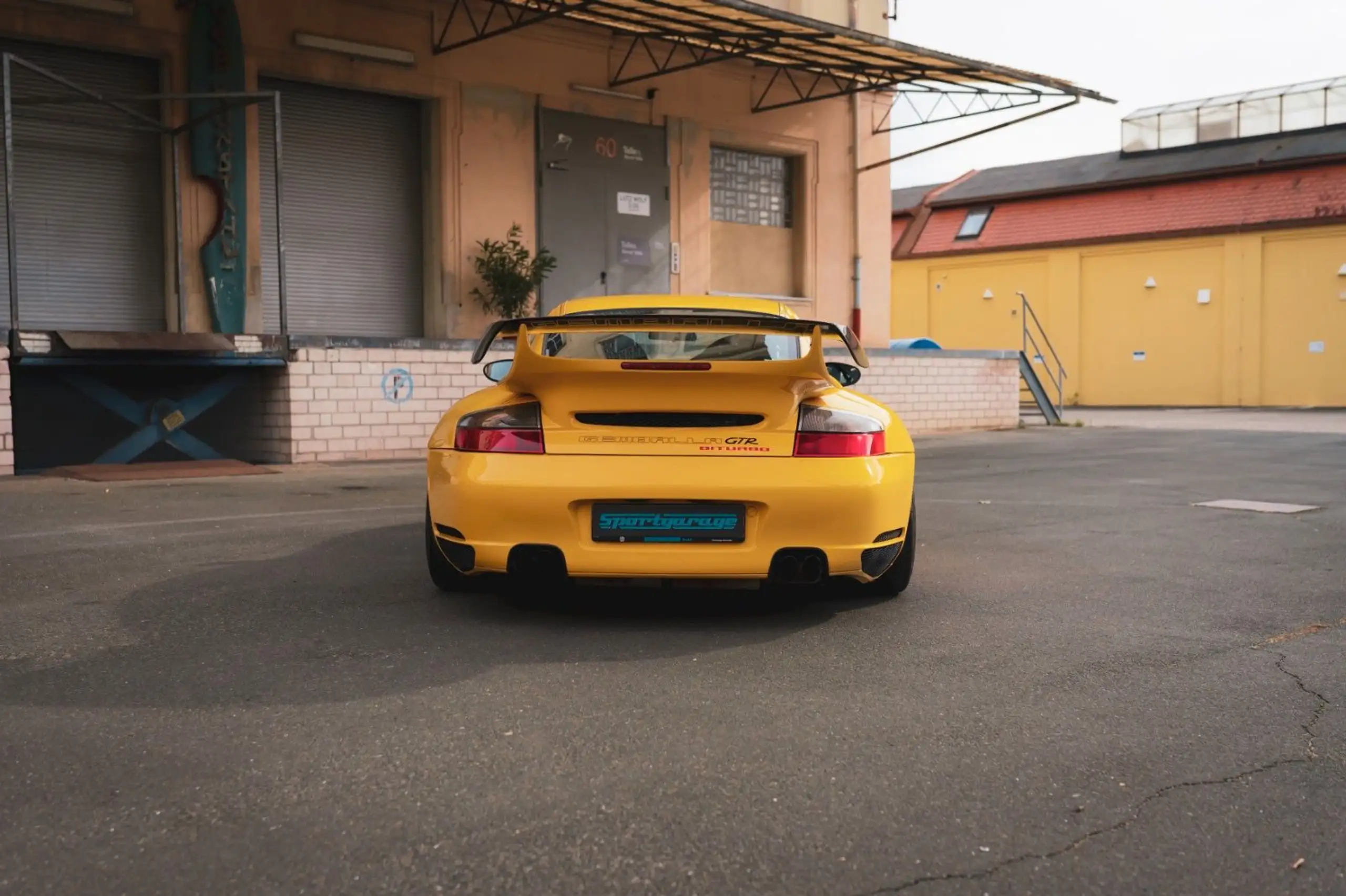 Porsche - 996