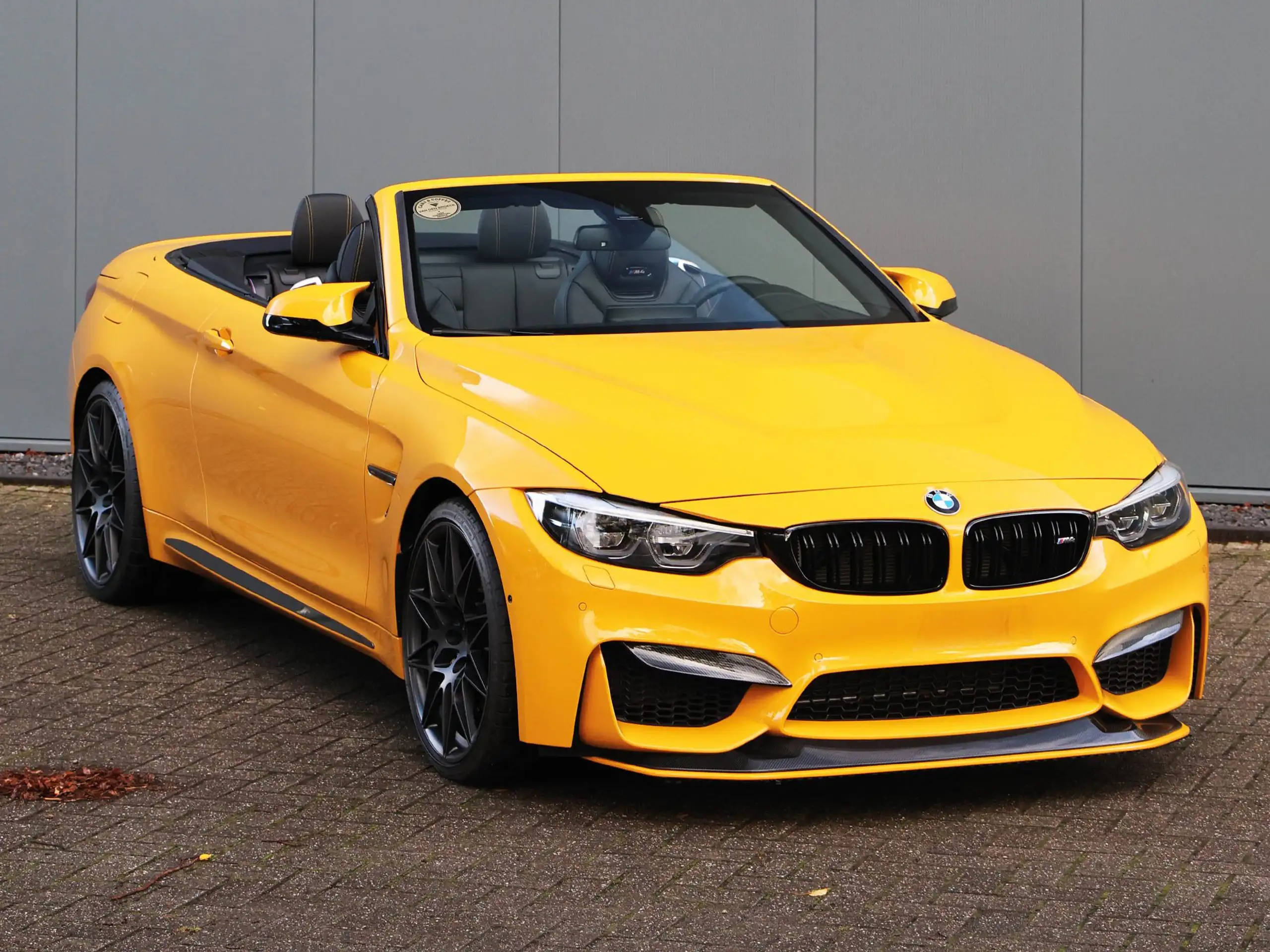 BMW - M4