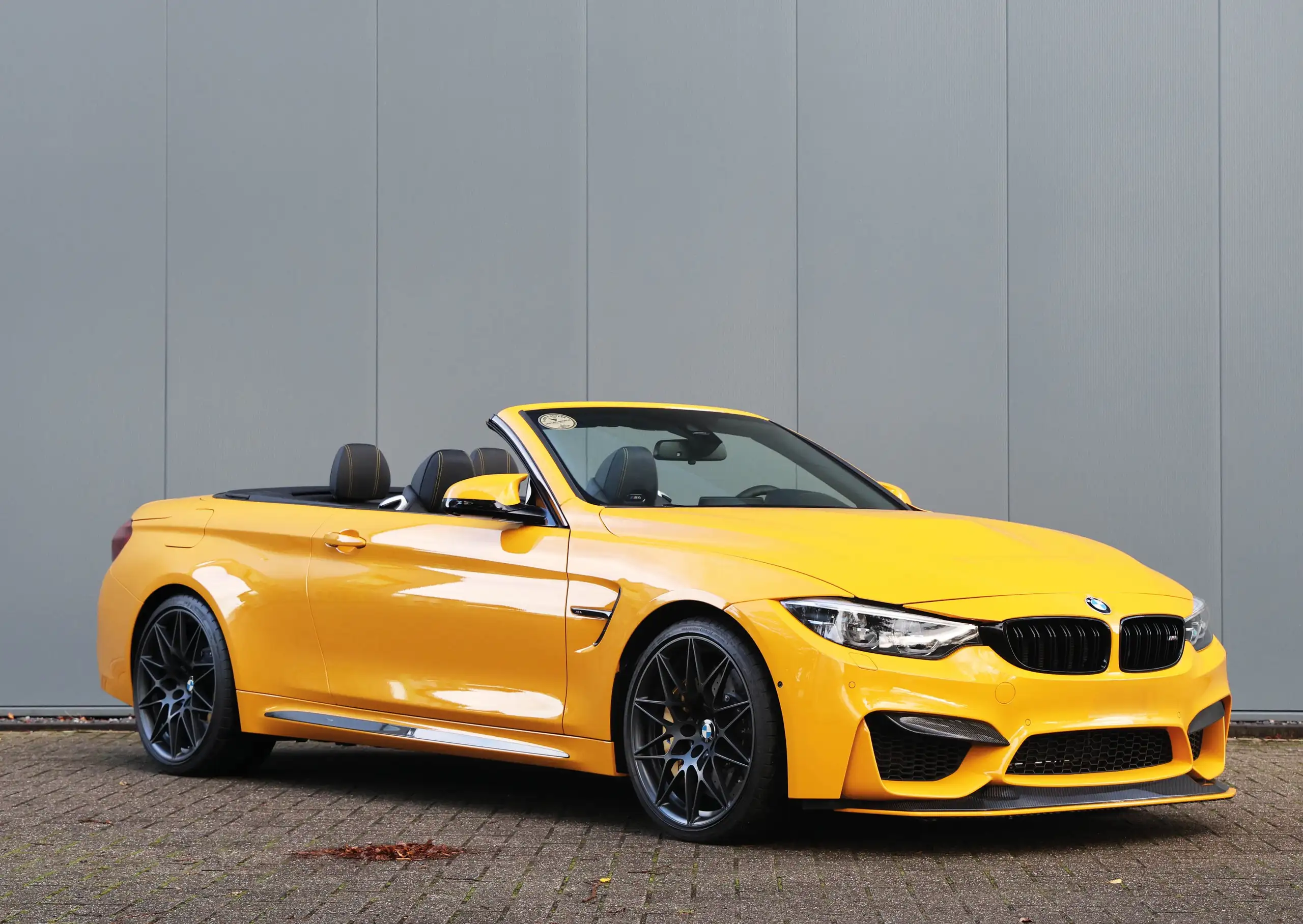 BMW - M4