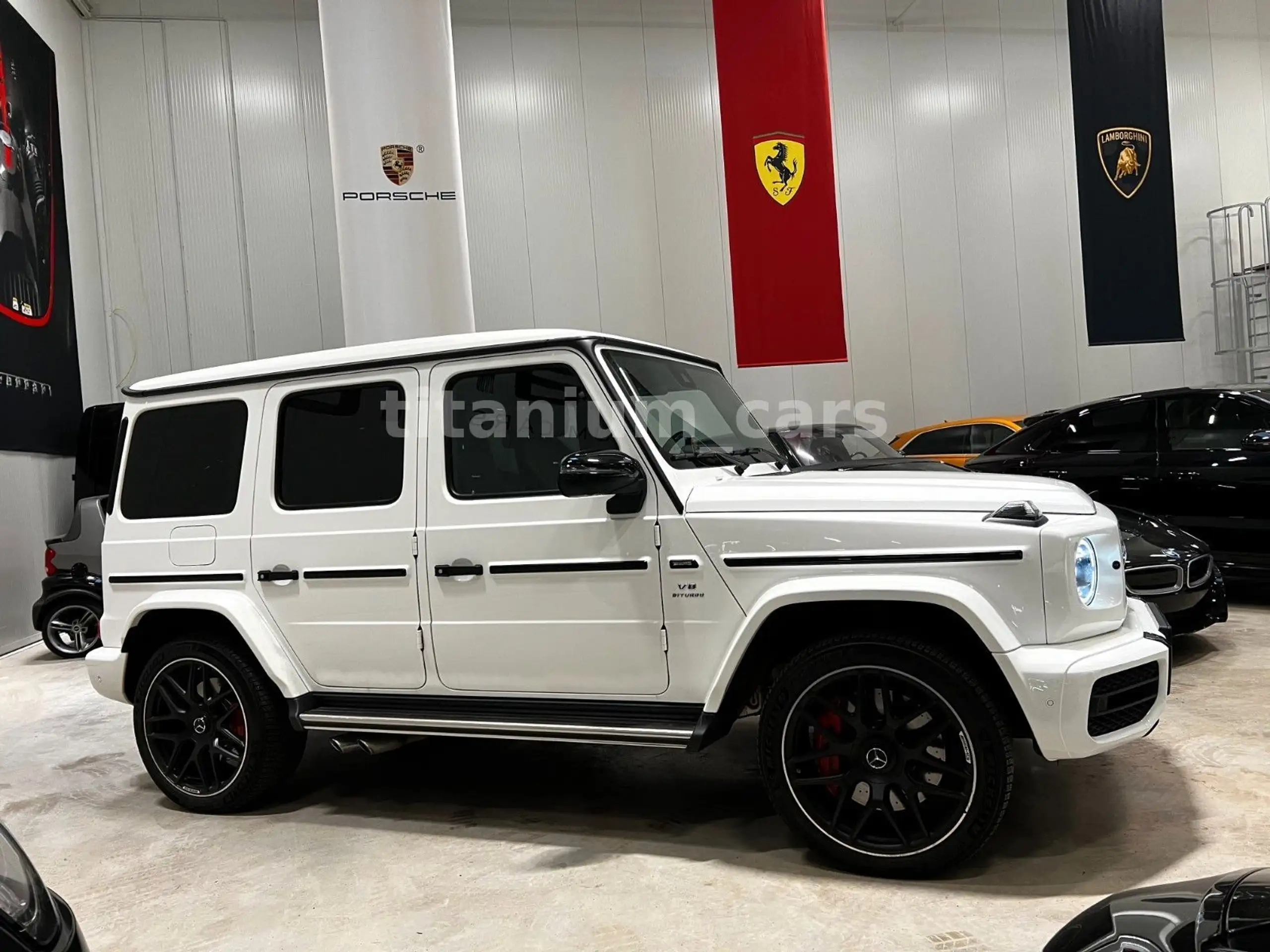 Mercedes-Benz - G 63 AMG