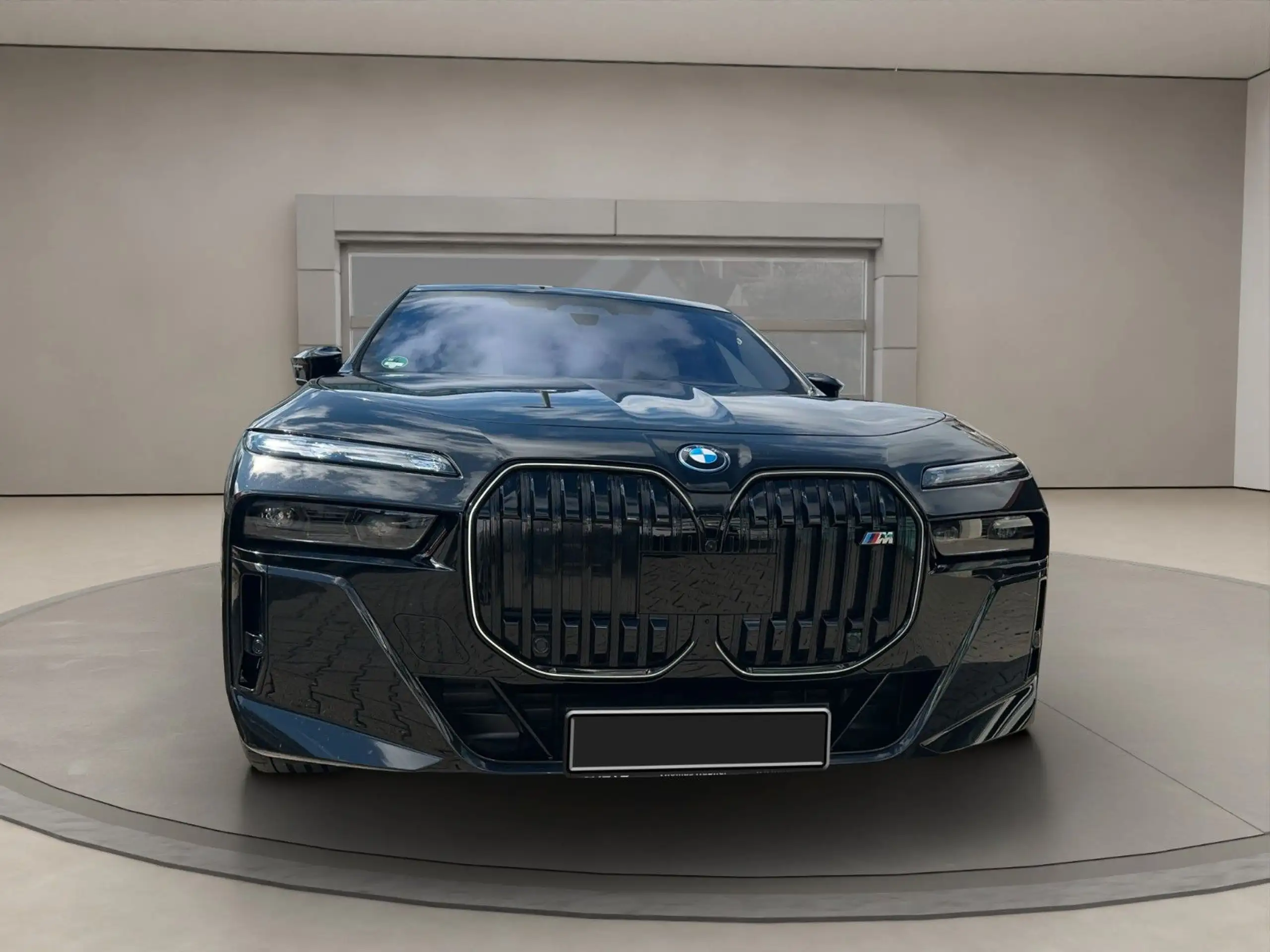 BMW - 760