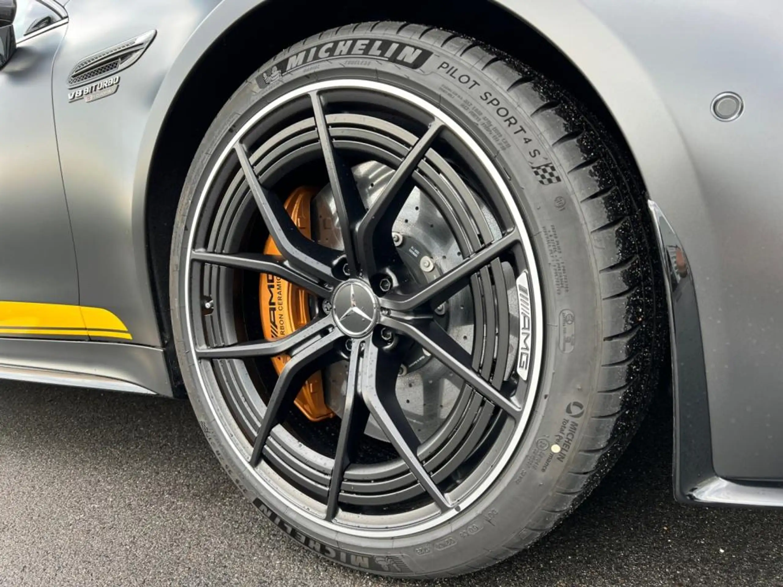 Mercedes-Benz - AMG GT