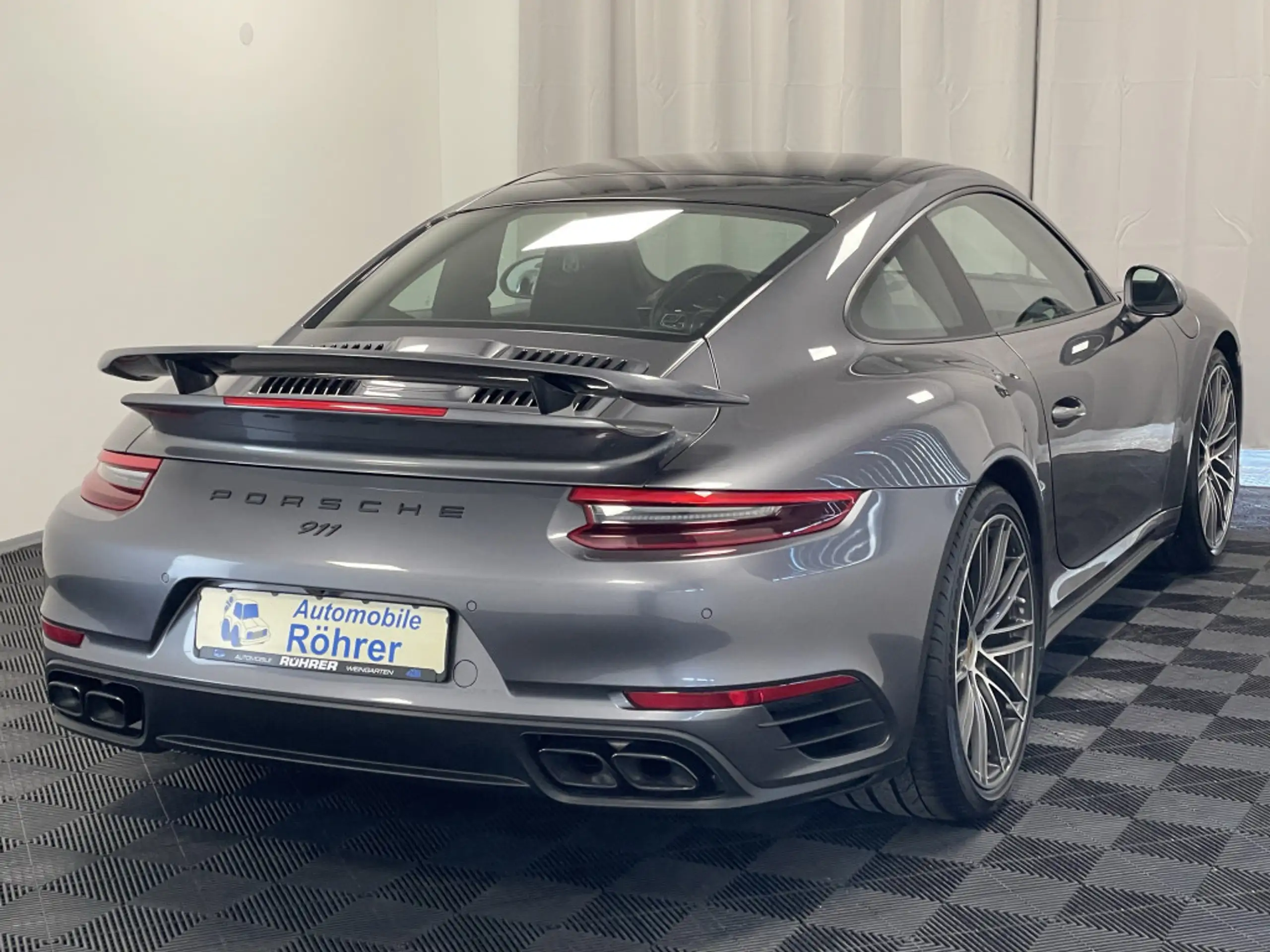 Porsche - 991