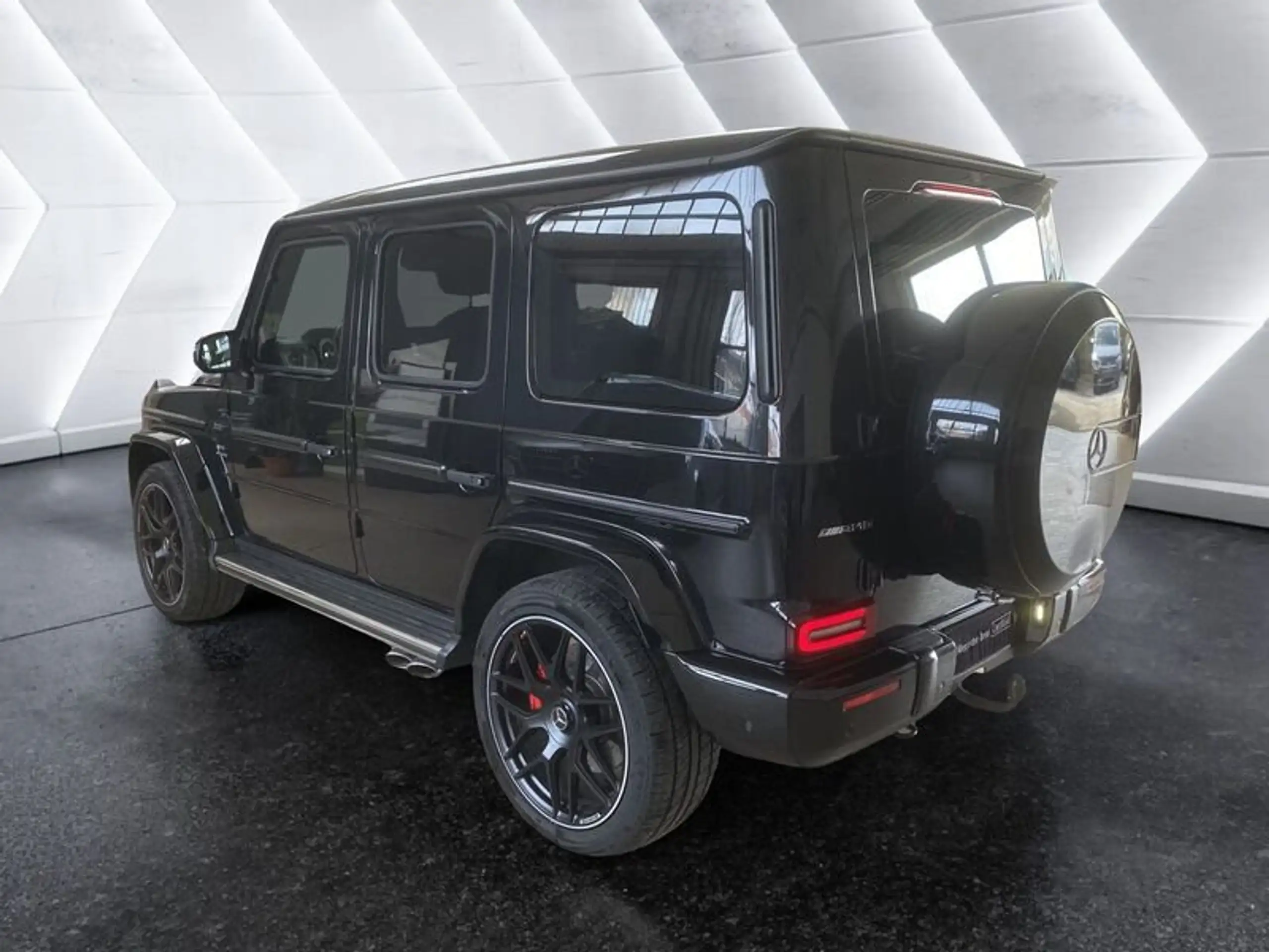 Mercedes-Benz - G 63 AMG