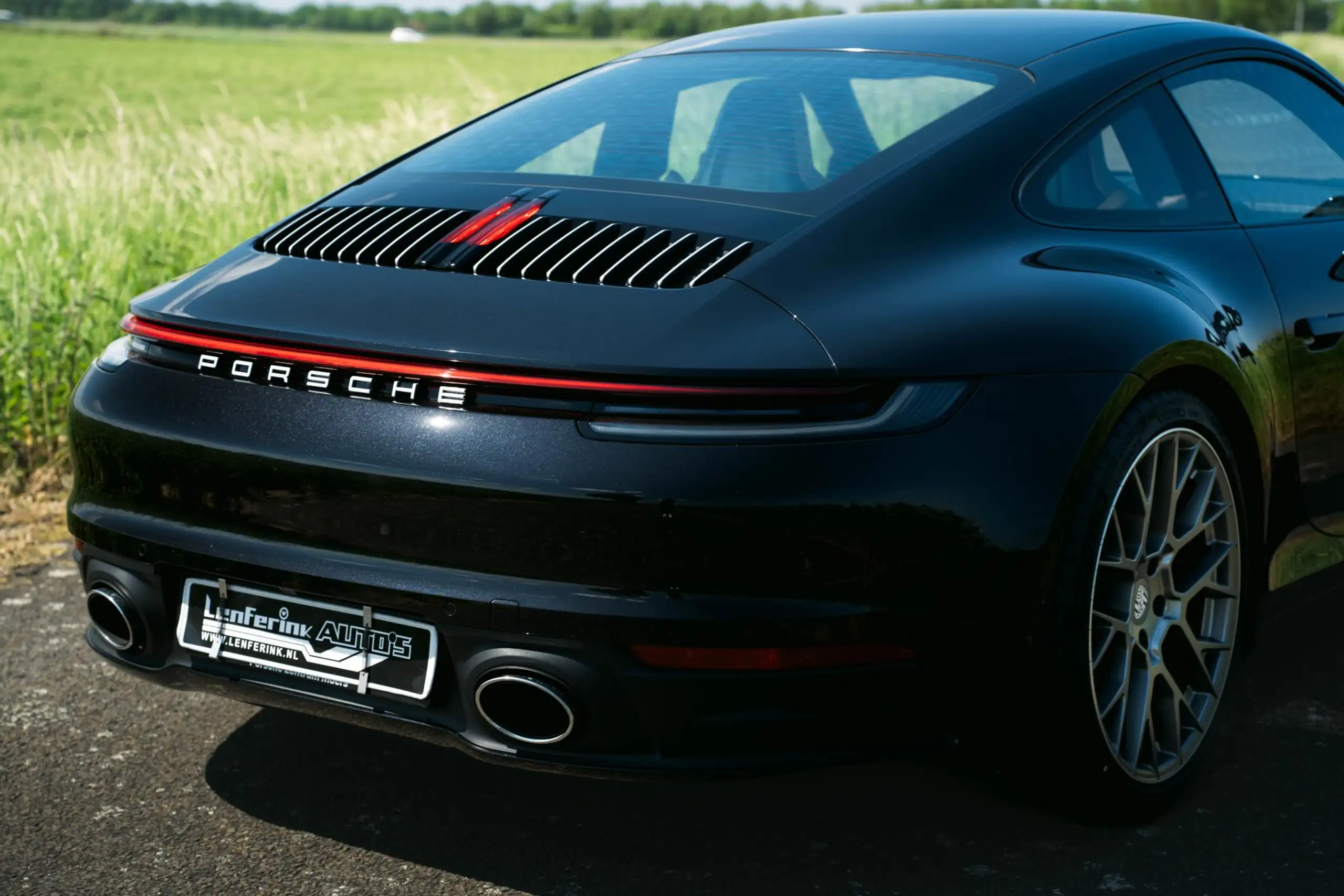 Porsche - 992