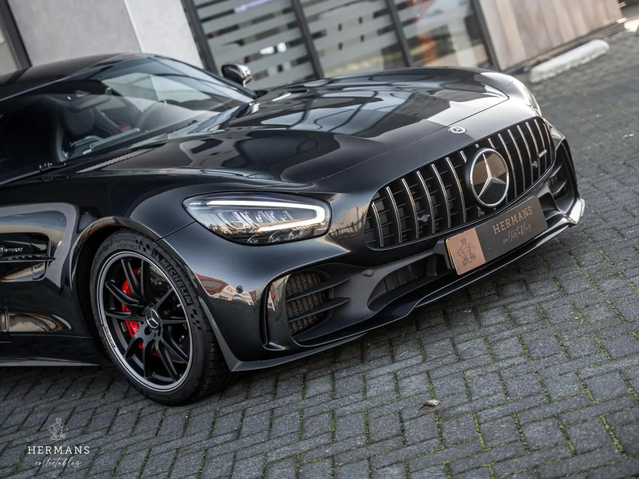 Mercedes-Benz - AMG GT