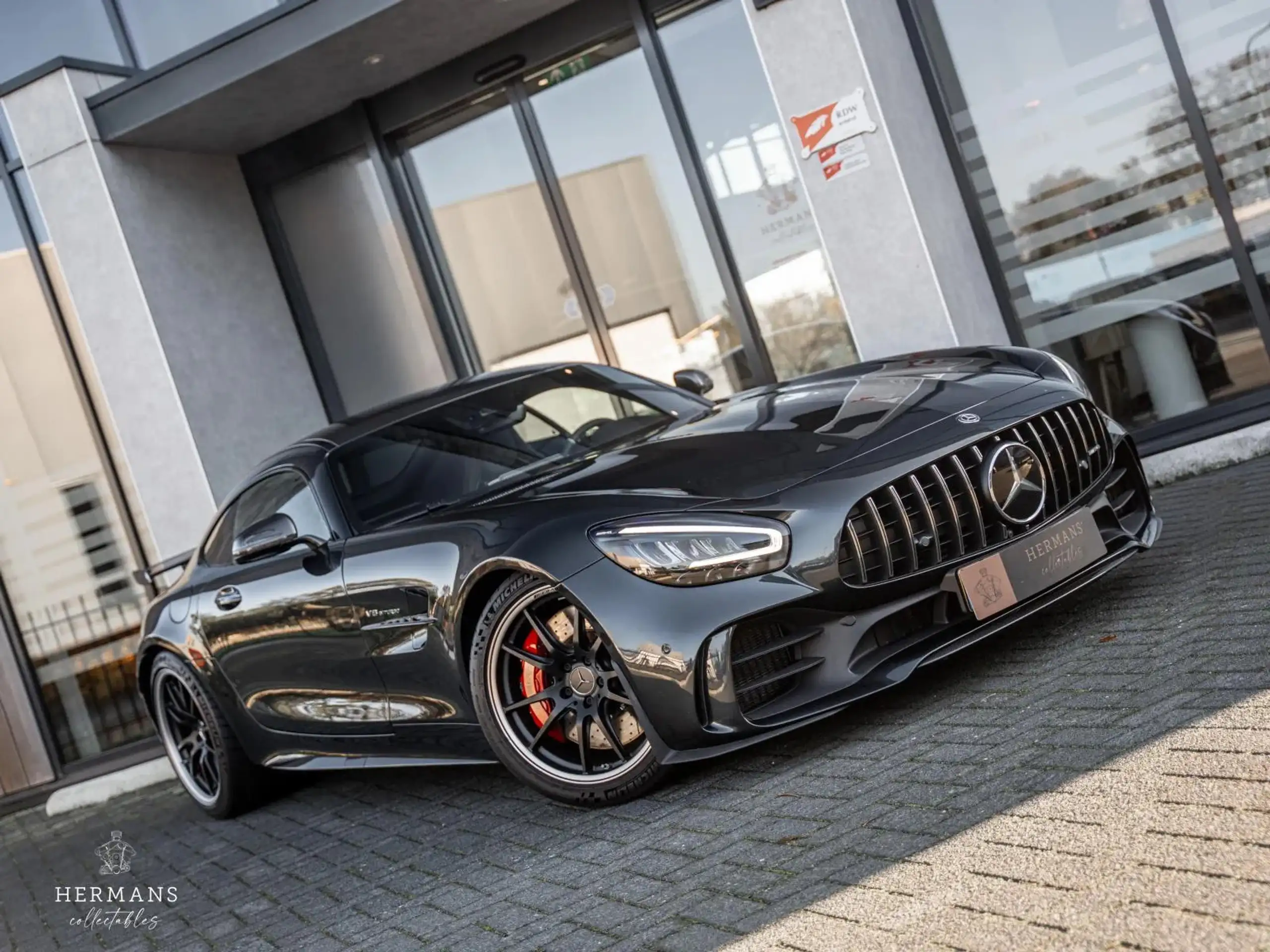 Mercedes-Benz - AMG GT