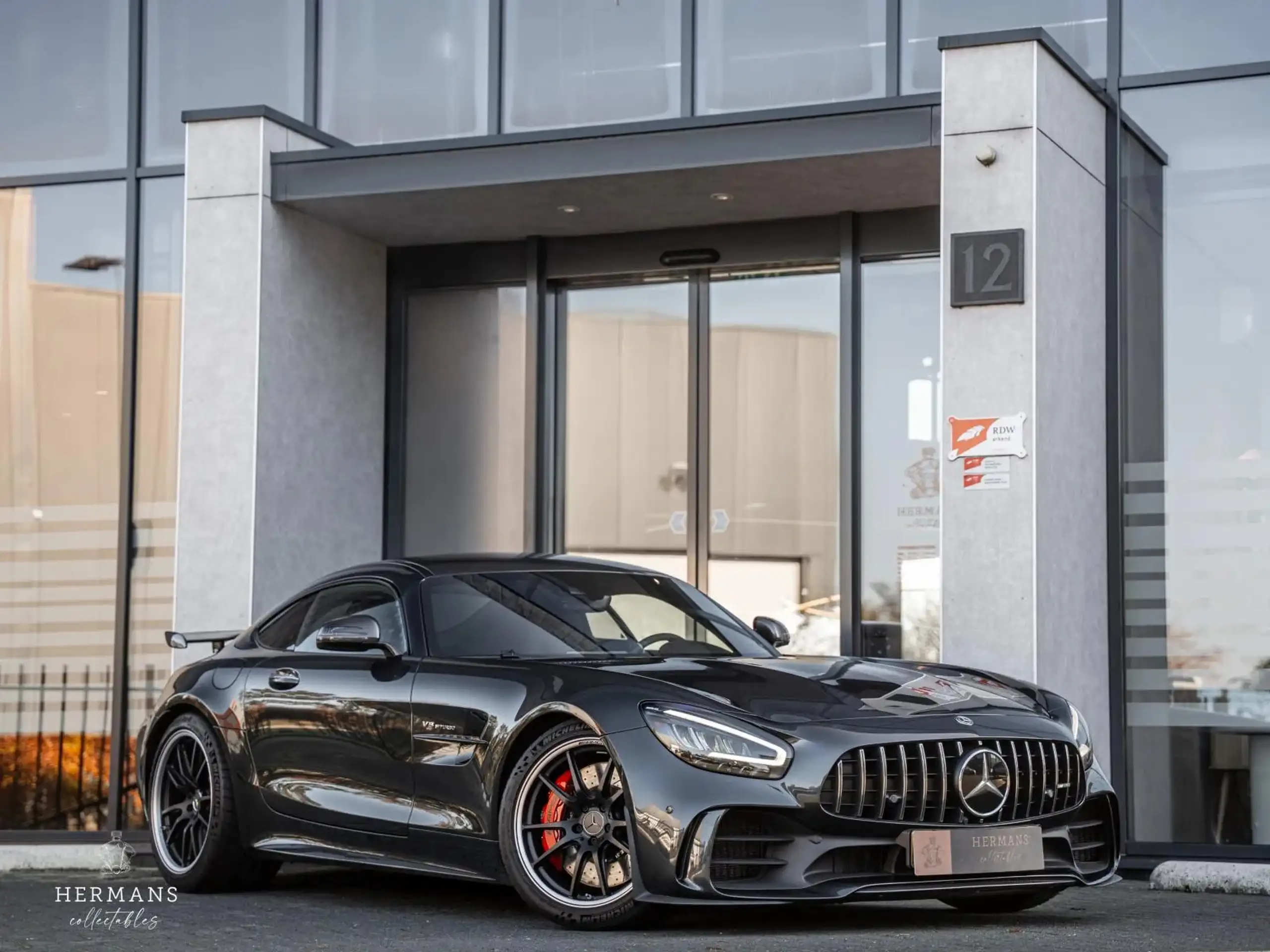 Mercedes-Benz - AMG GT