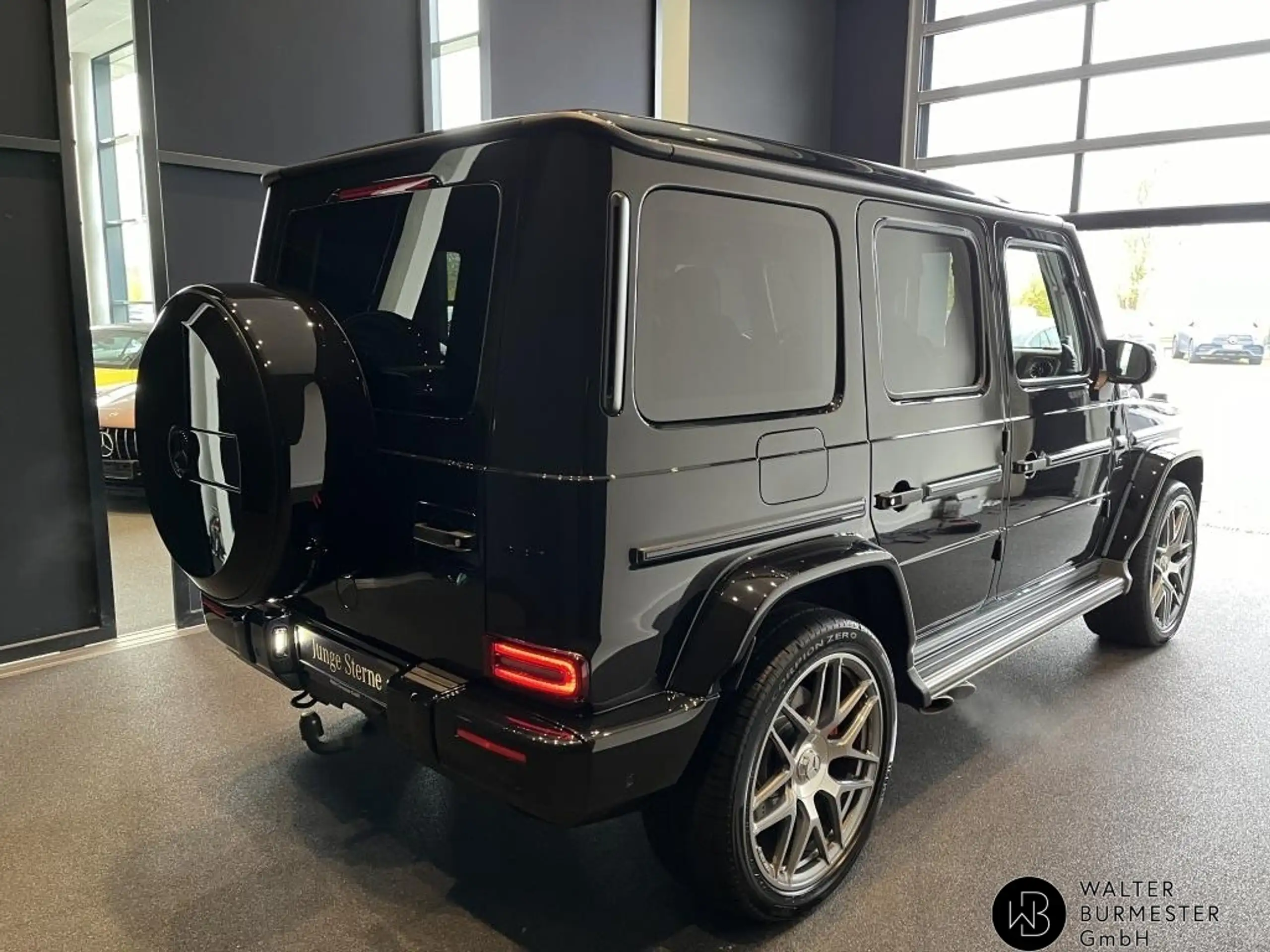 Mercedes-Benz - G 63 AMG