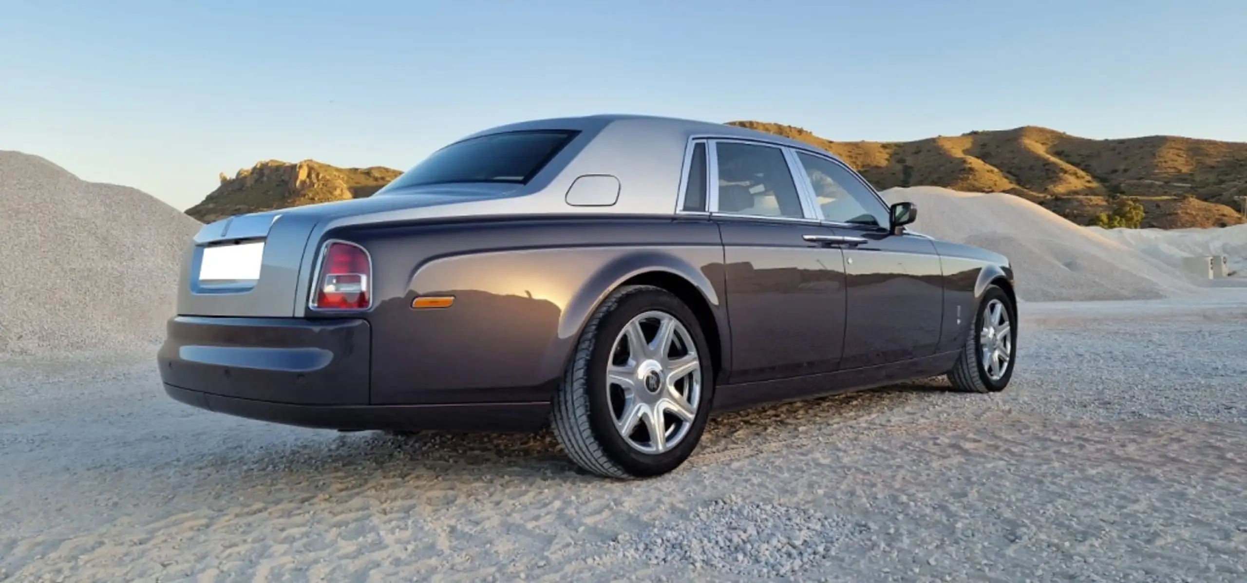 Rolls-Royce - Phantom