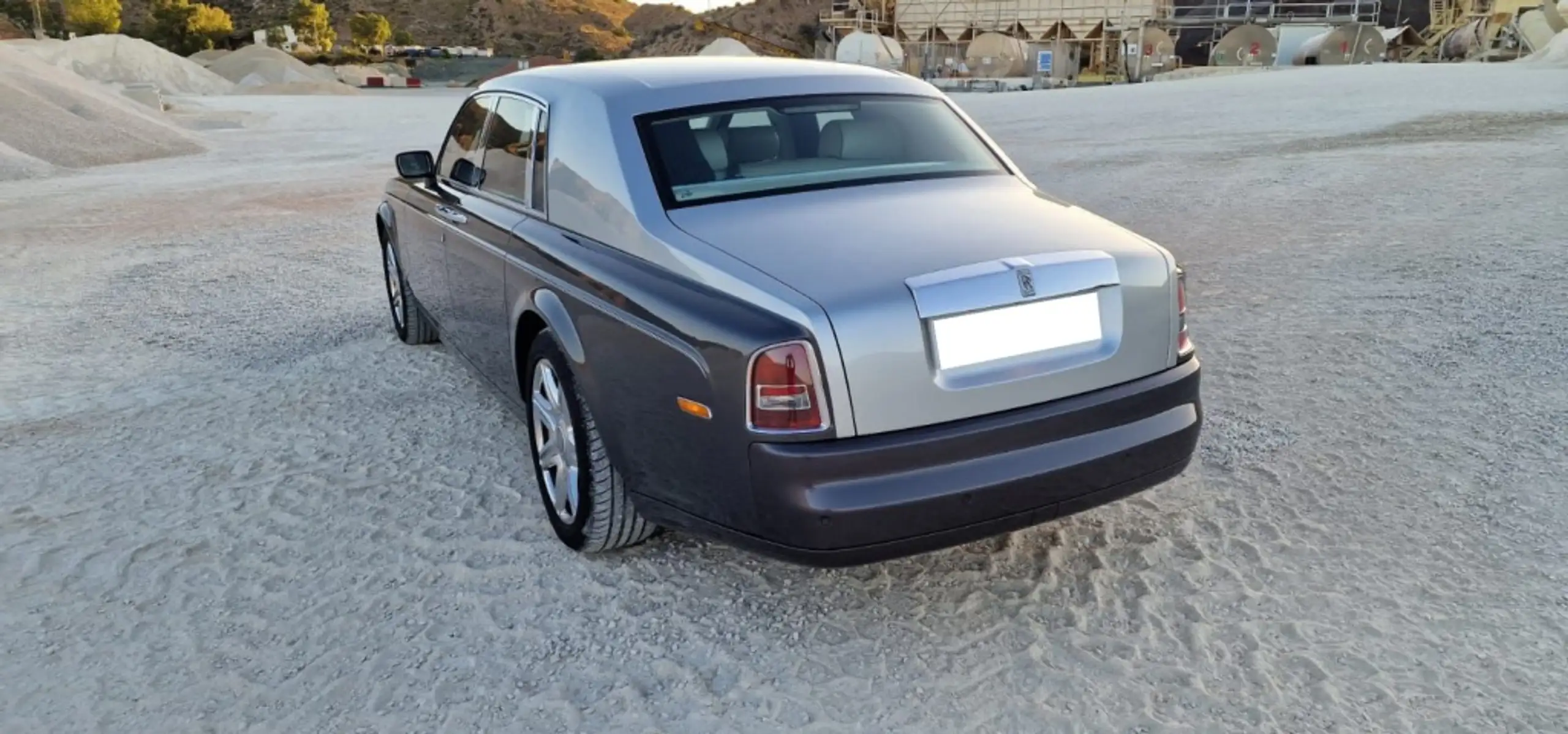 Rolls-Royce - Phantom