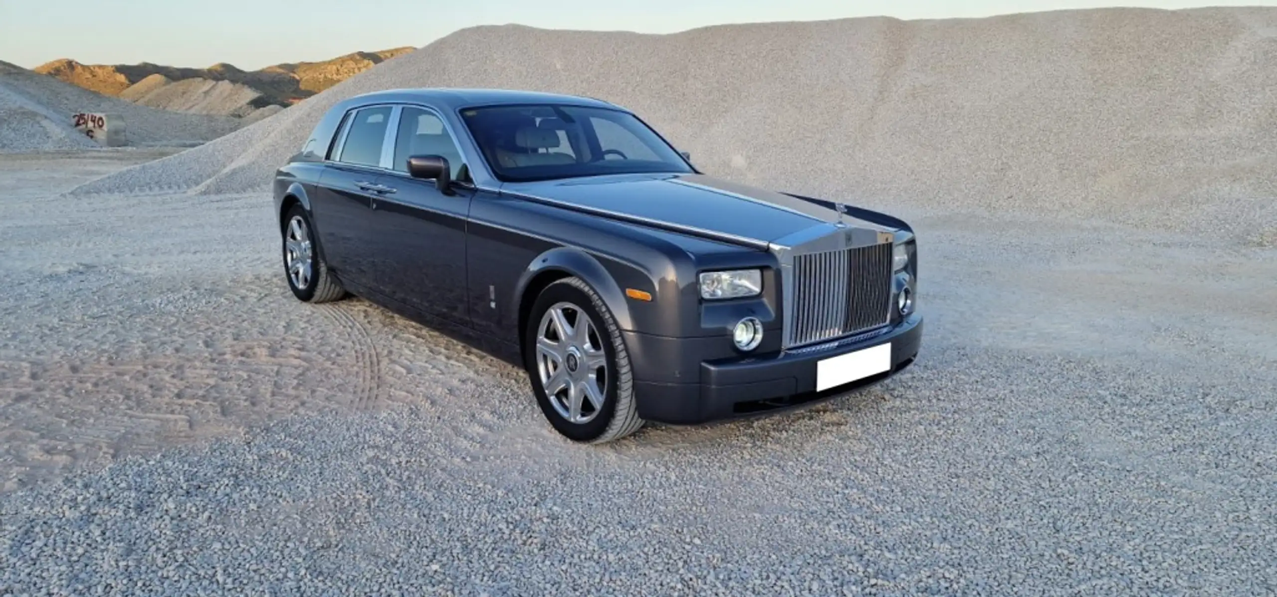 Rolls-Royce - Phantom