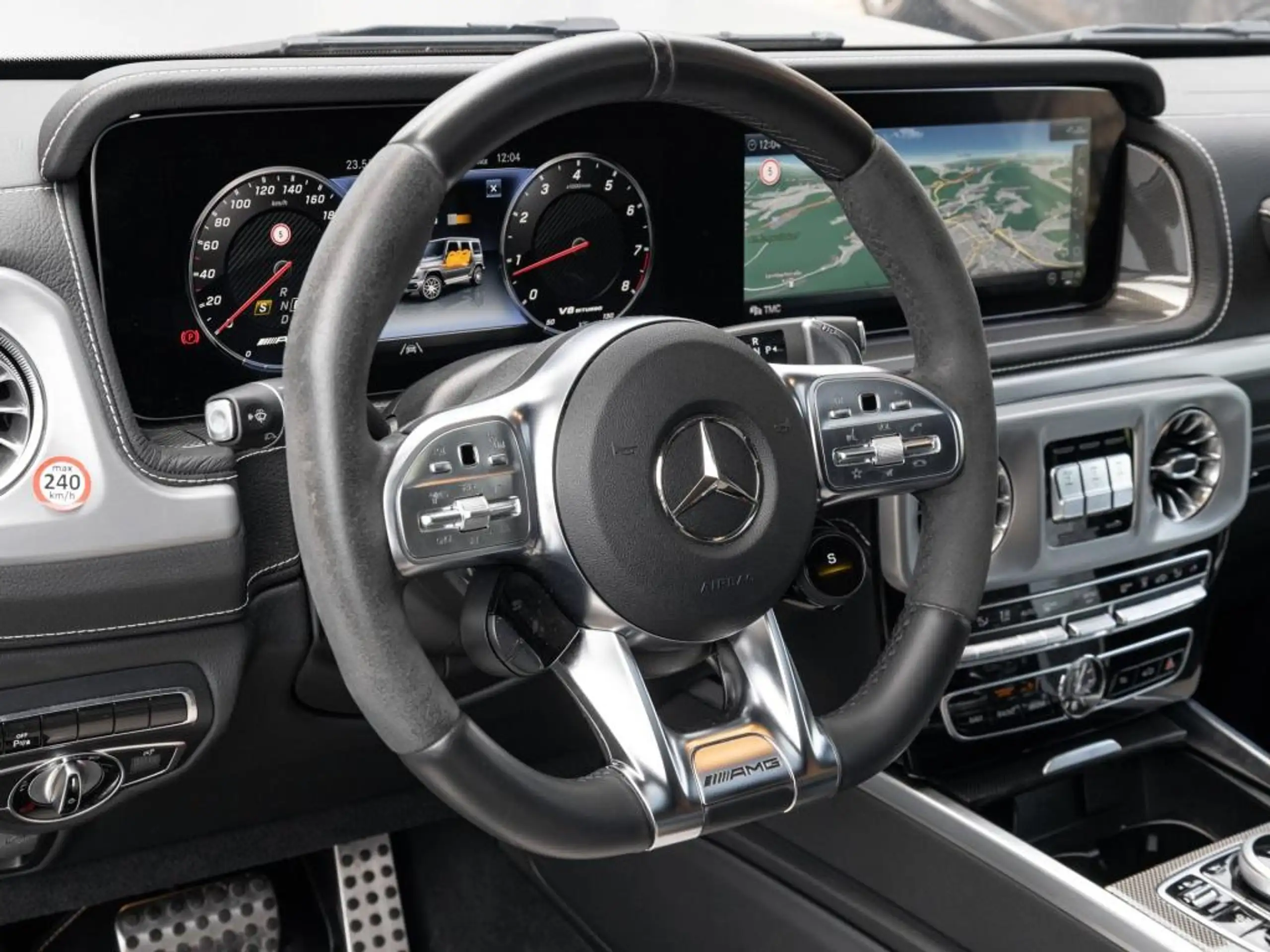 Mercedes-Benz - G 63 AMG