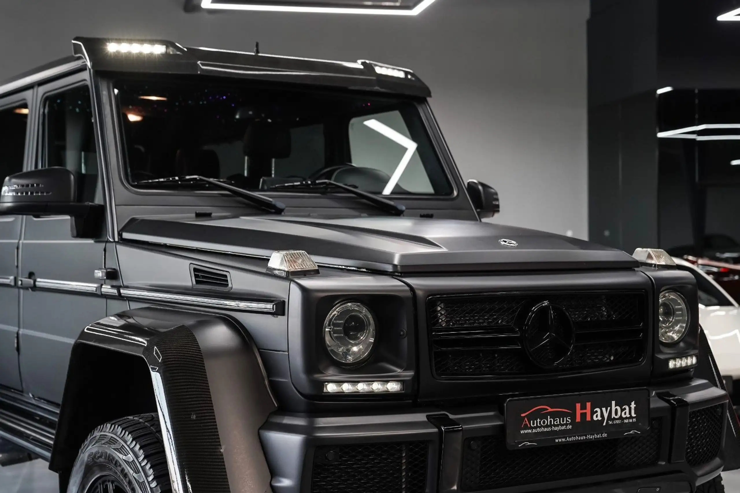 Mercedes-Benz - G 500