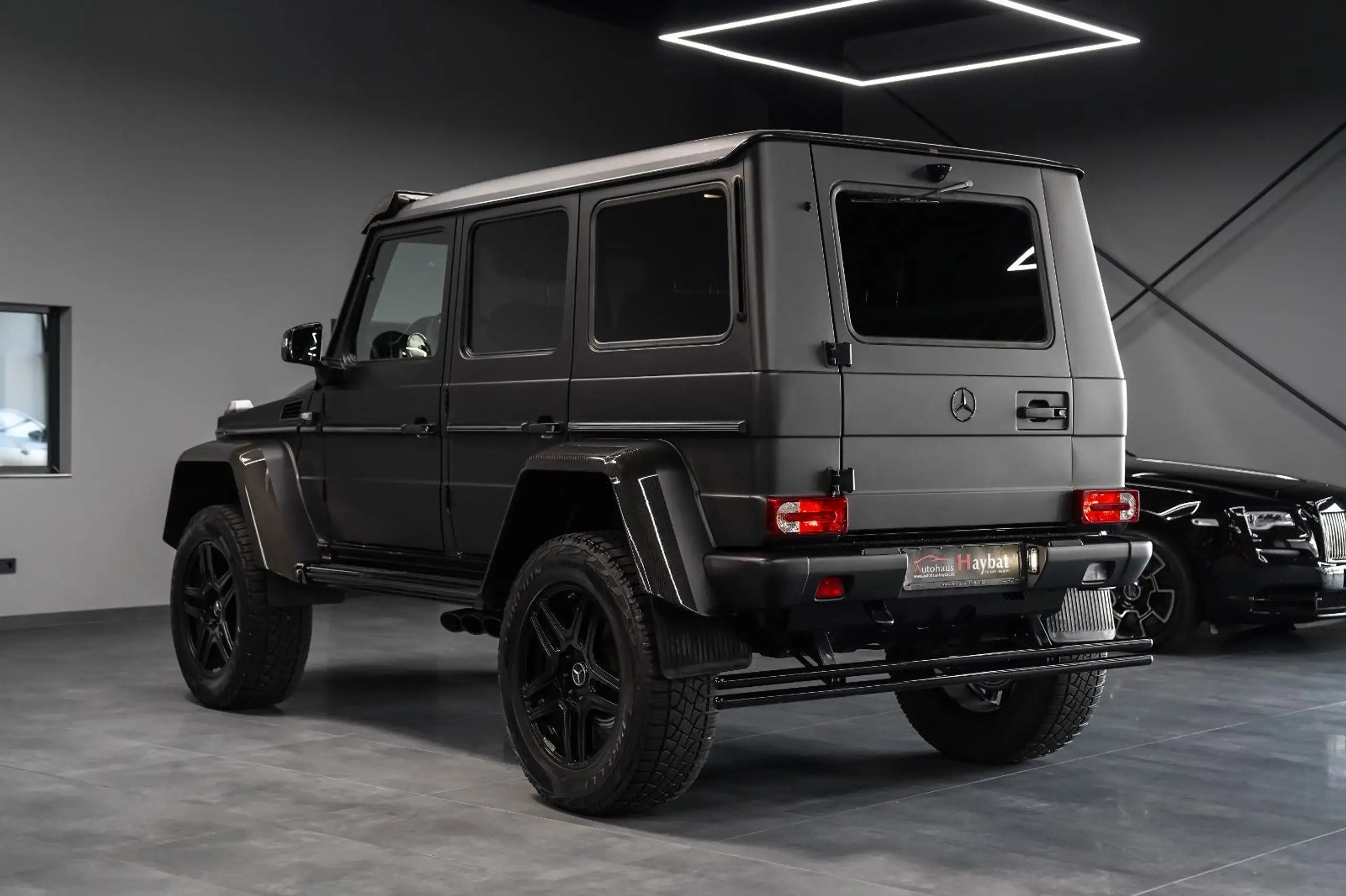 Mercedes-Benz - G 500